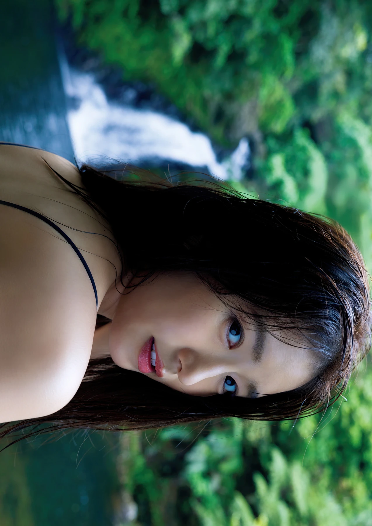Nene Shida 志田音々, ファースト写真集 『ｎｅｎｅ－まるっとぜんぶ－』 Set.05 - P8