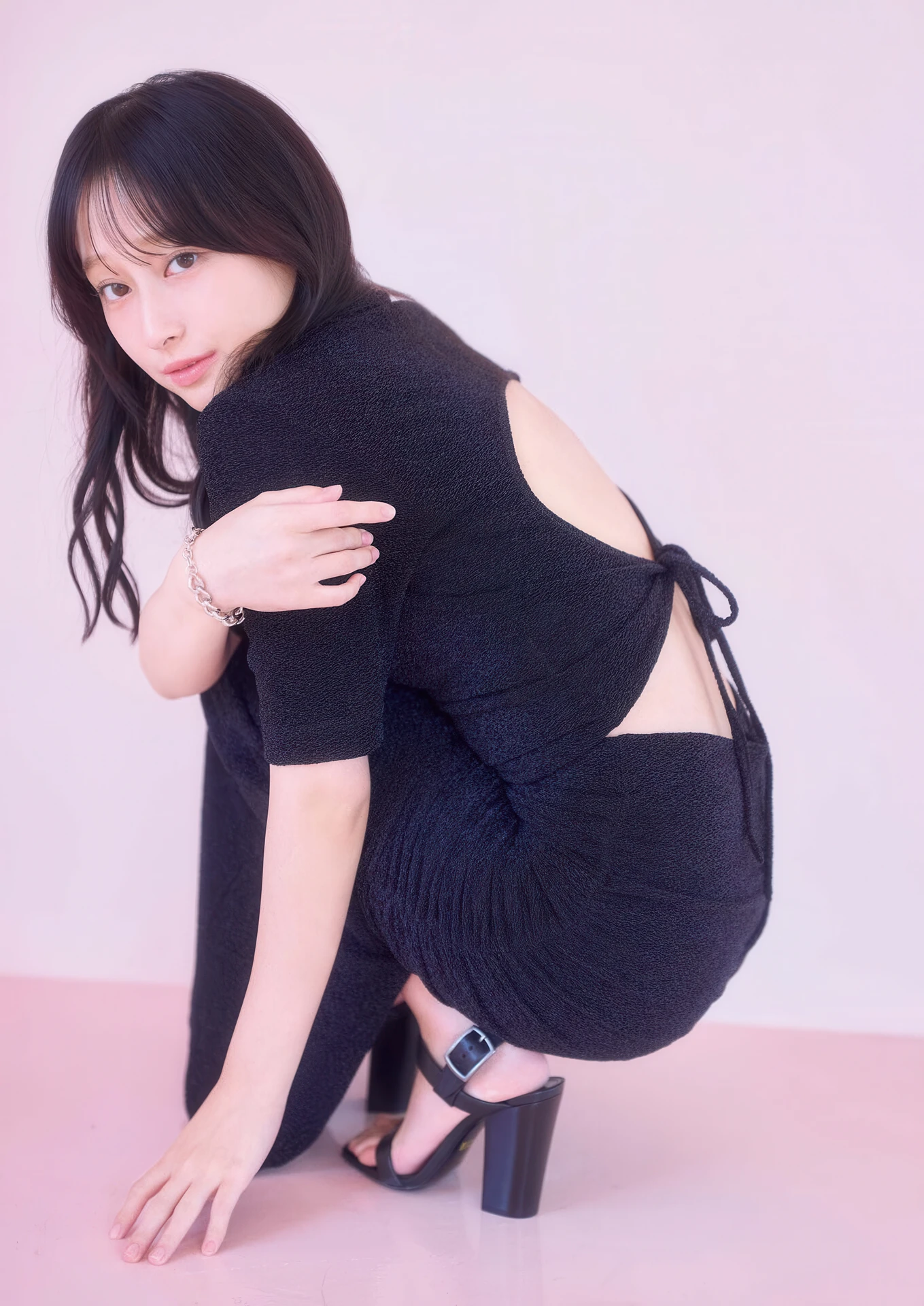 Yuuka Kageyama 影山優佳, Big Comic Spirits 2026 No.11 (ビッグコミックスピリッツ 2026年11号) - P14