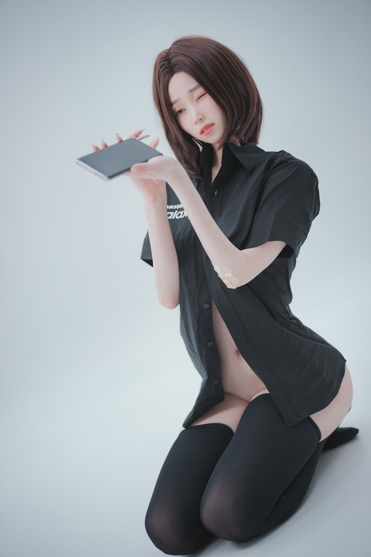 DJAWA Photo – Bambi (밤비) – Hi Sam! - P165