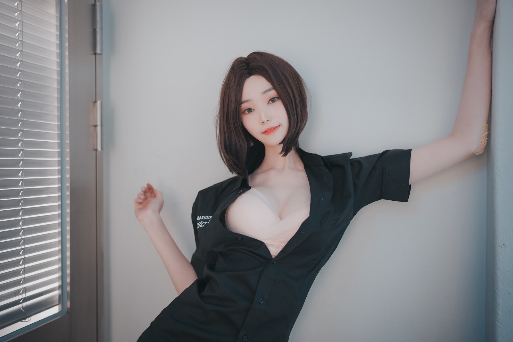 DJAWA Photo – Bambi (밤비) – Hi Sam! - P23
