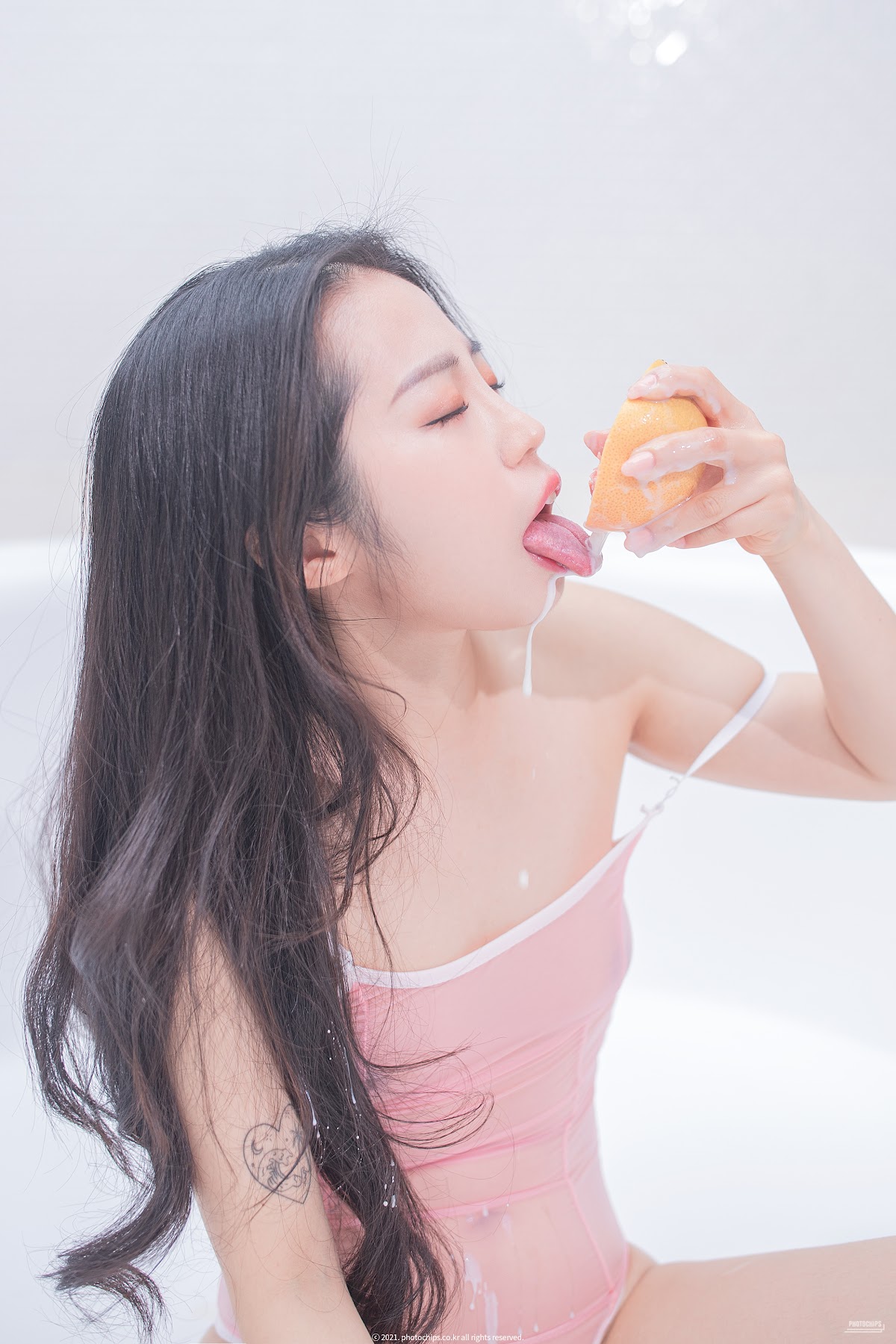 Photochips Vol.96 No.10 – Dami (퀸다미) - P21