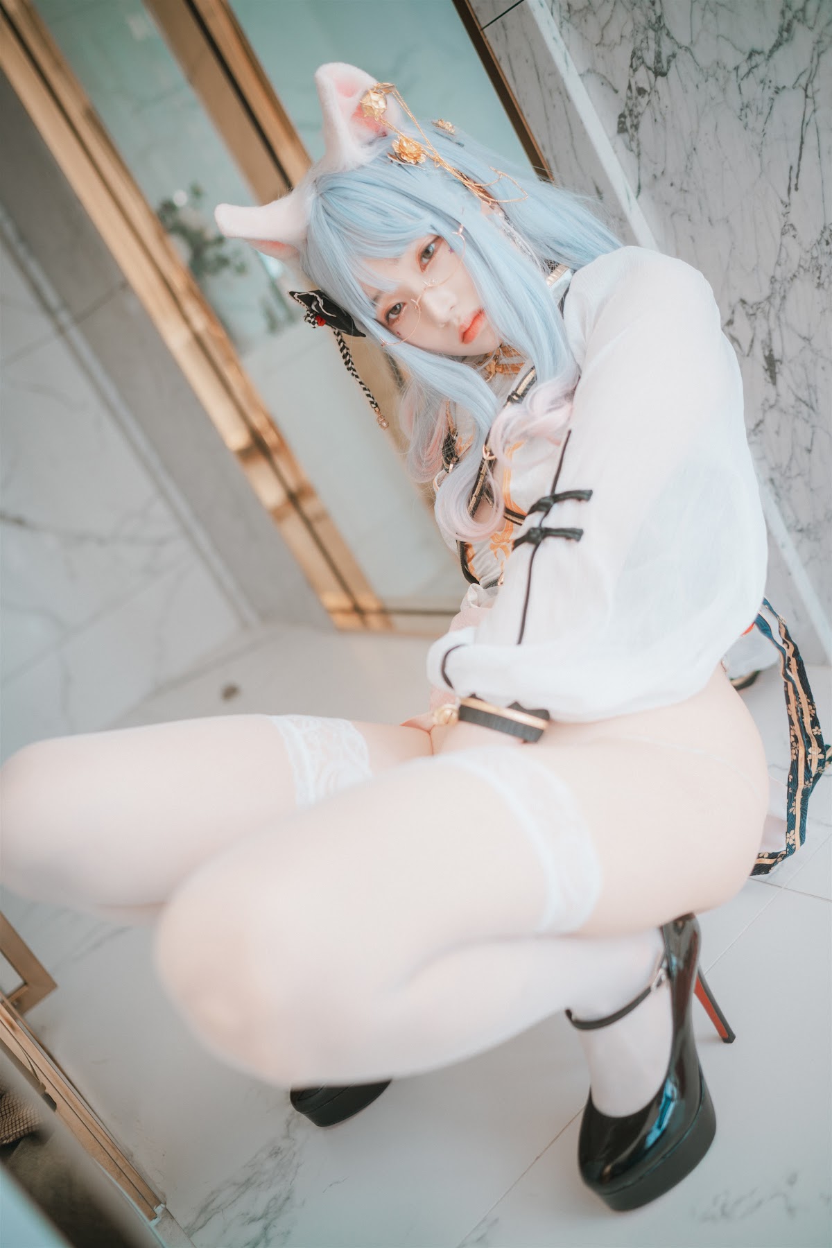 DJAWA Photo – Bambi (밤비) – Le Chat Porte un Qípáo - P41