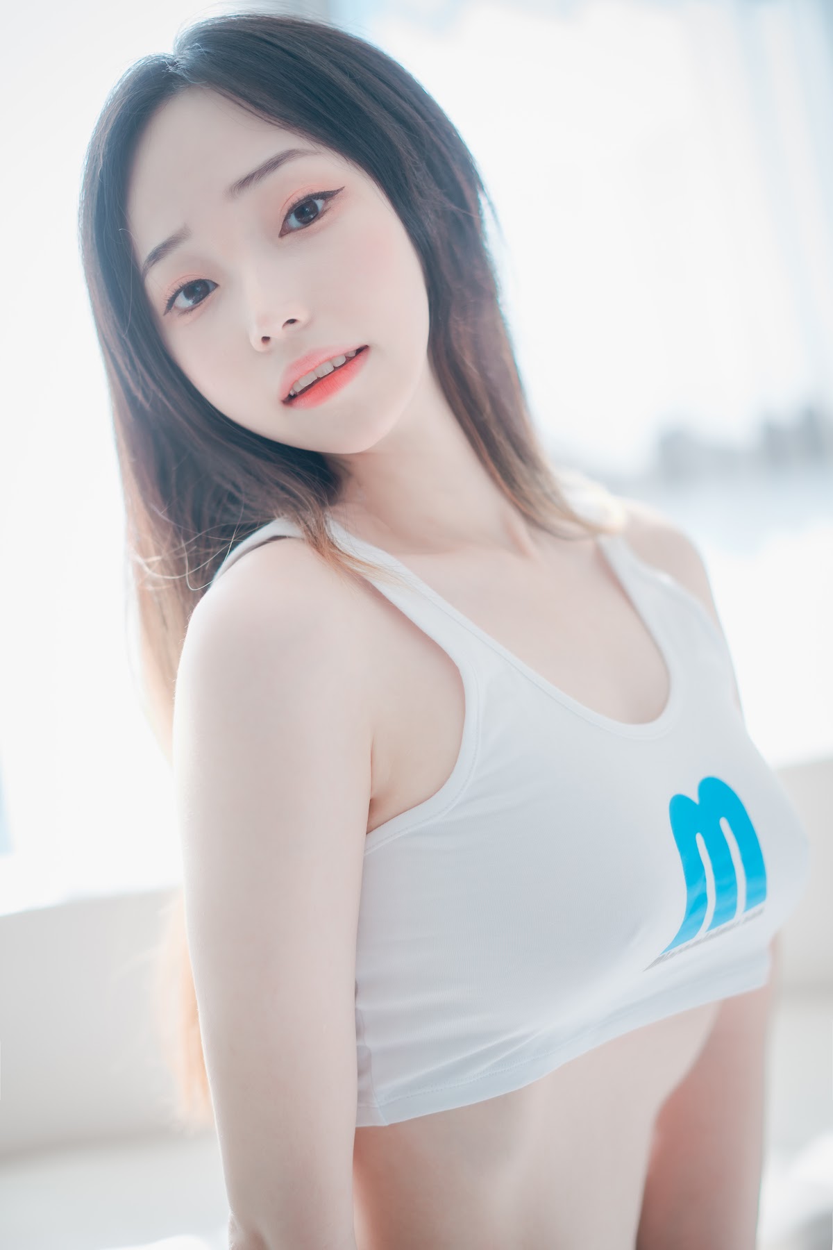 DJAWA Photo – Bambi (밤비) – Loose and Tight Violet - P107