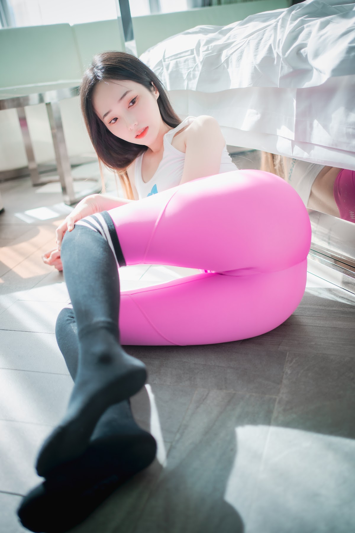 DJAWA Photo – Bambi (밤비) – Loose and Tight Violet - P147