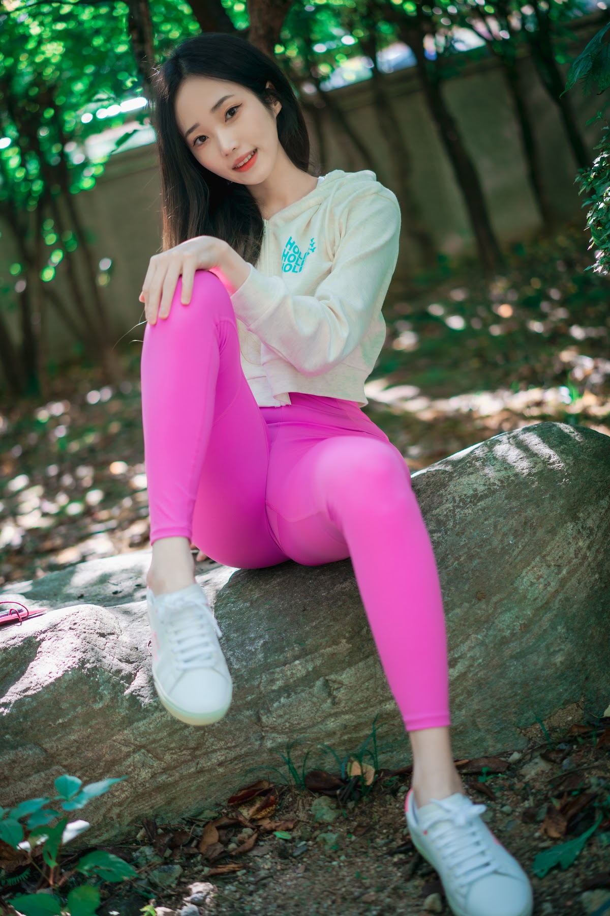 DJAWA Photo – Bambi (밤비) – Loose and Tight Violet - P22