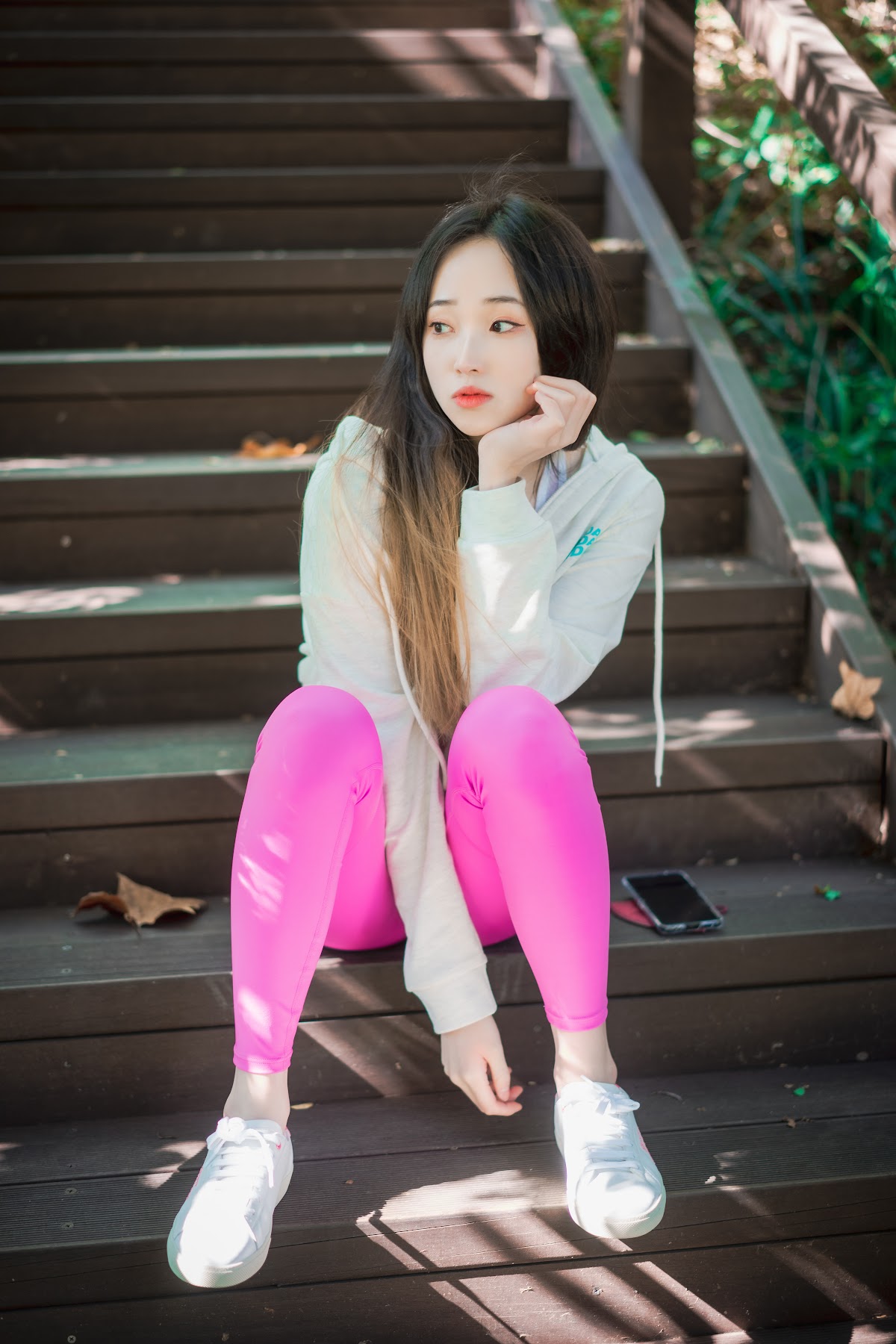 DJAWA Photo – Bambi (밤비) – Loose and Tight Violet - P27