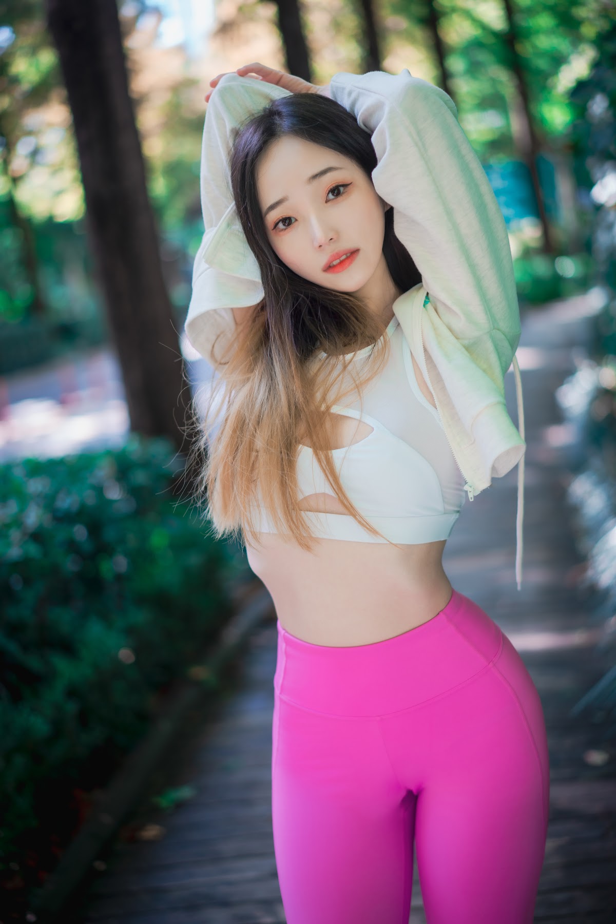 DJAWA Photo – Bambi (밤비) – Loose and Tight Violet - P61