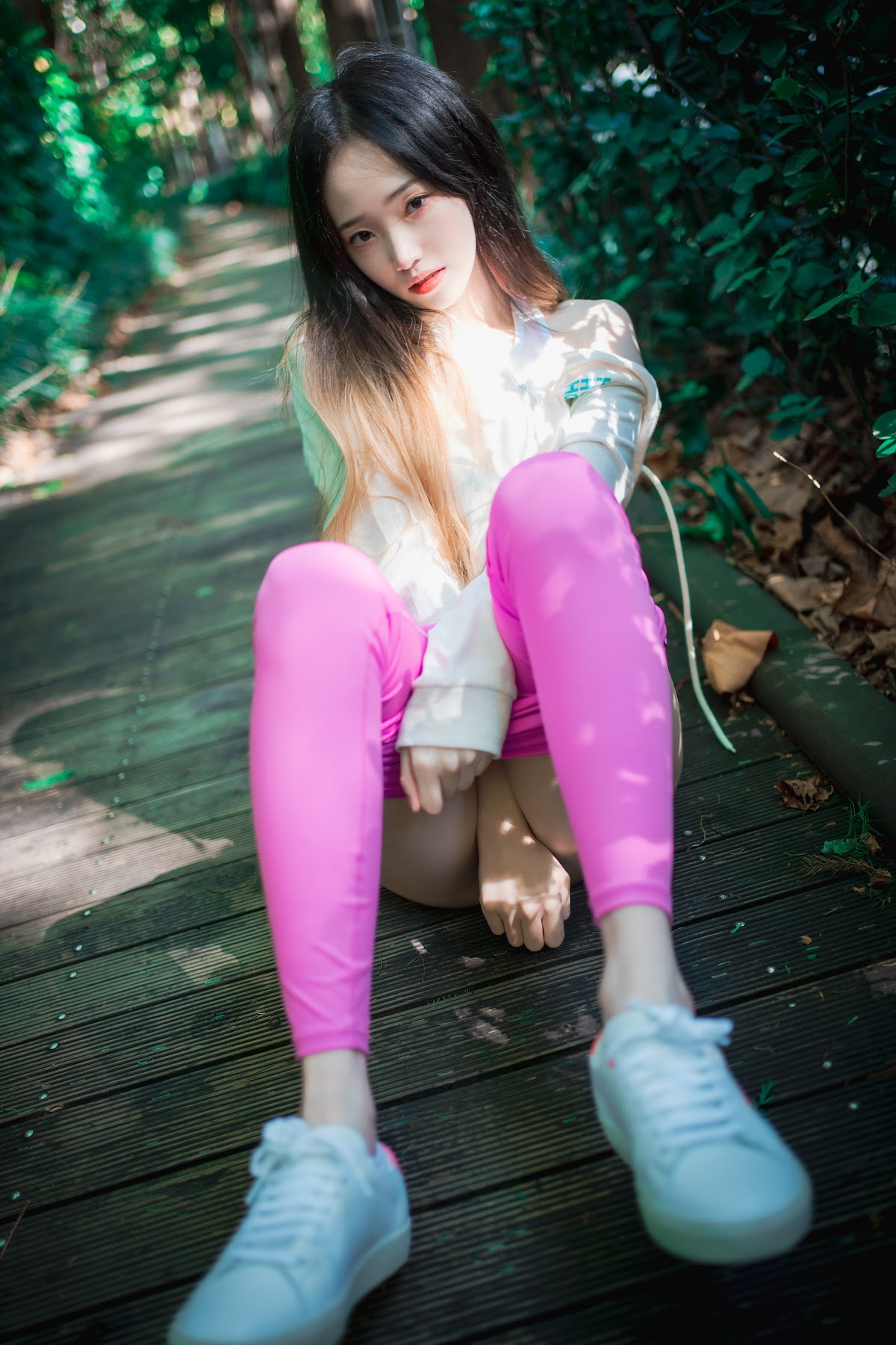 DJAWA Photo – Bambi (밤비) – Loose and Tight Violet - P71
