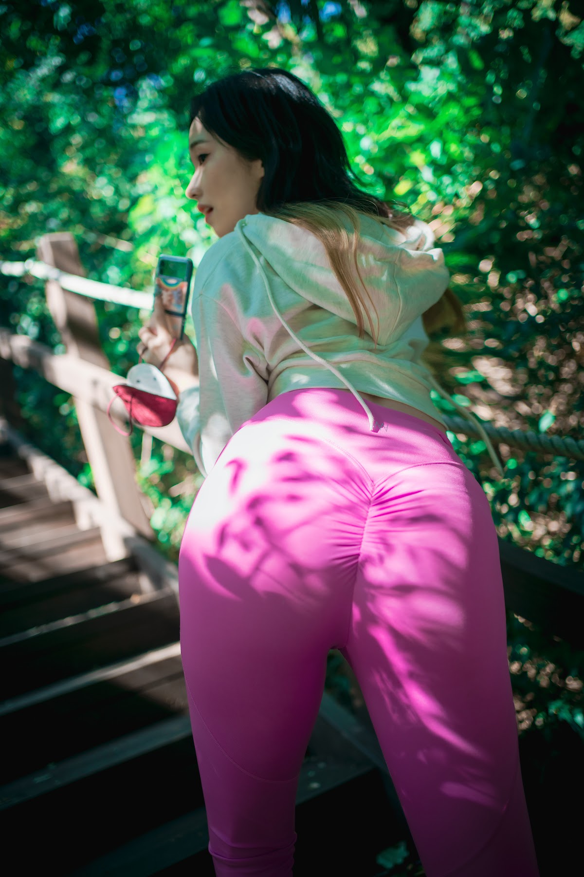 DJAWA Photo – Bambi (밤비) – Loose and Tight Violet - P91