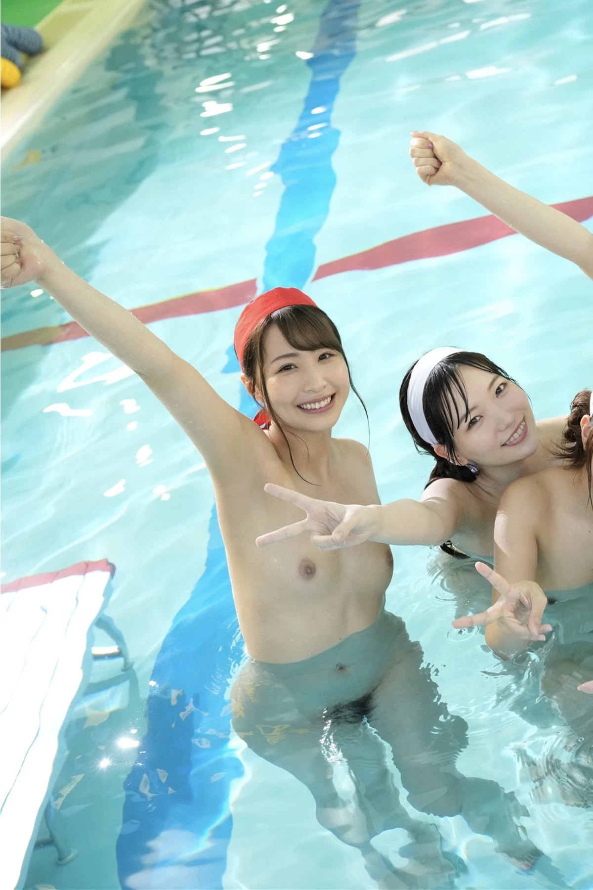 ドキッ！丸ごとヌード 全裸だらけの水泳大会 Set.03 - P23