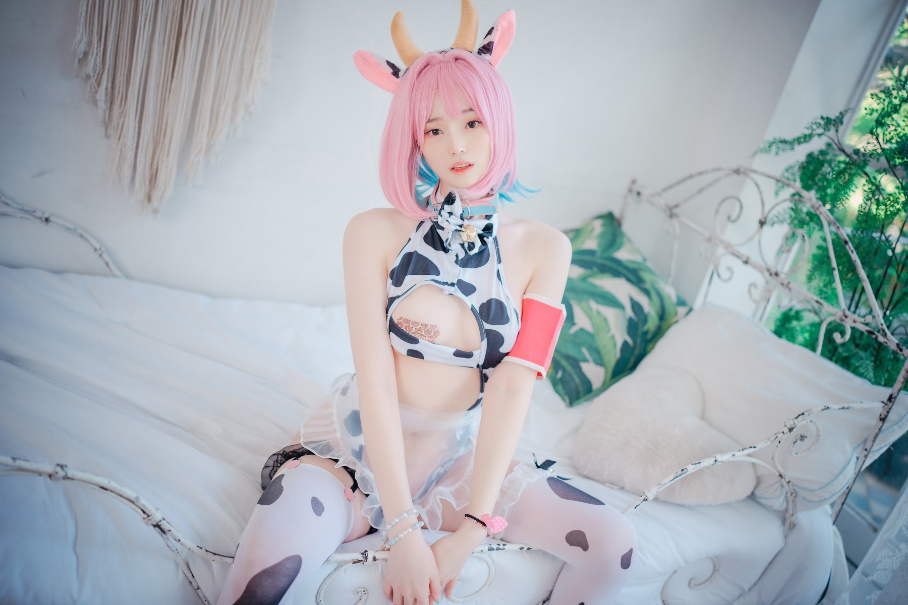 DJAWA Photo – Bambi (밤비) – Riamu’s Celebrating the Year of the Cow #1 - P111