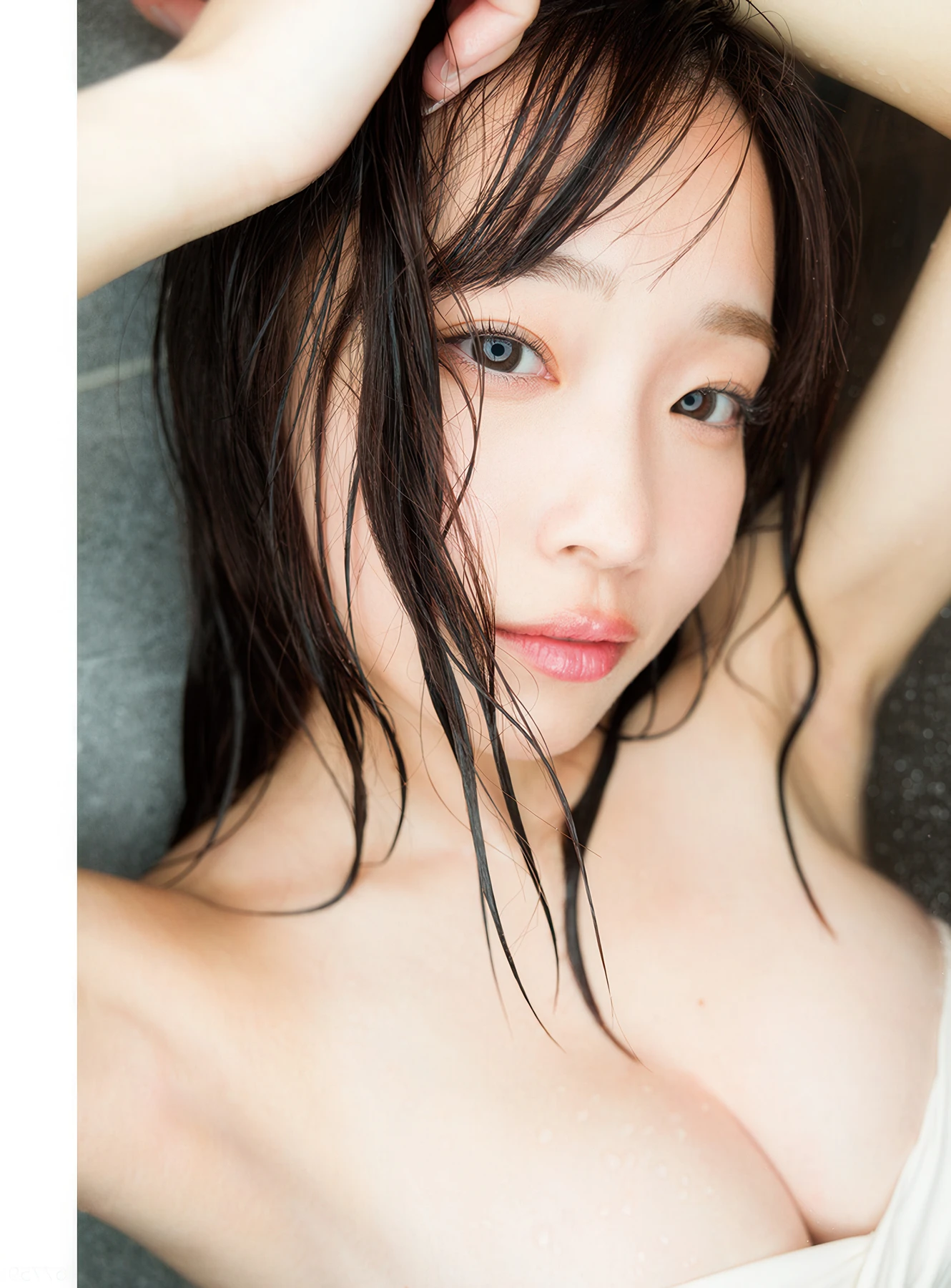 Miyu Kishi 岸みゆ, 1st 写真集 『Tinto』 Set.04 - P8