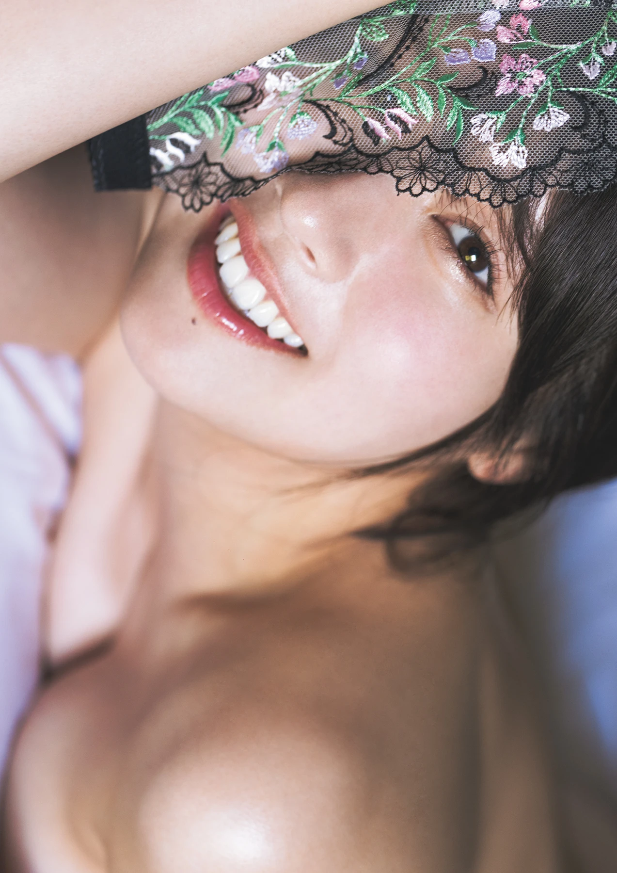 Yoshino Chitose ちとせよしの, 写真集 『lotus serenity』 Set.04 - P17