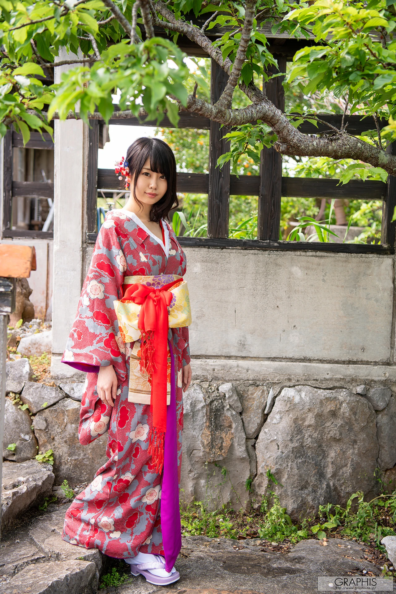 Miharu Usa 羽咲みはる, Suzu Harumiya 春宮すず, Graphis Limited Edition - P13