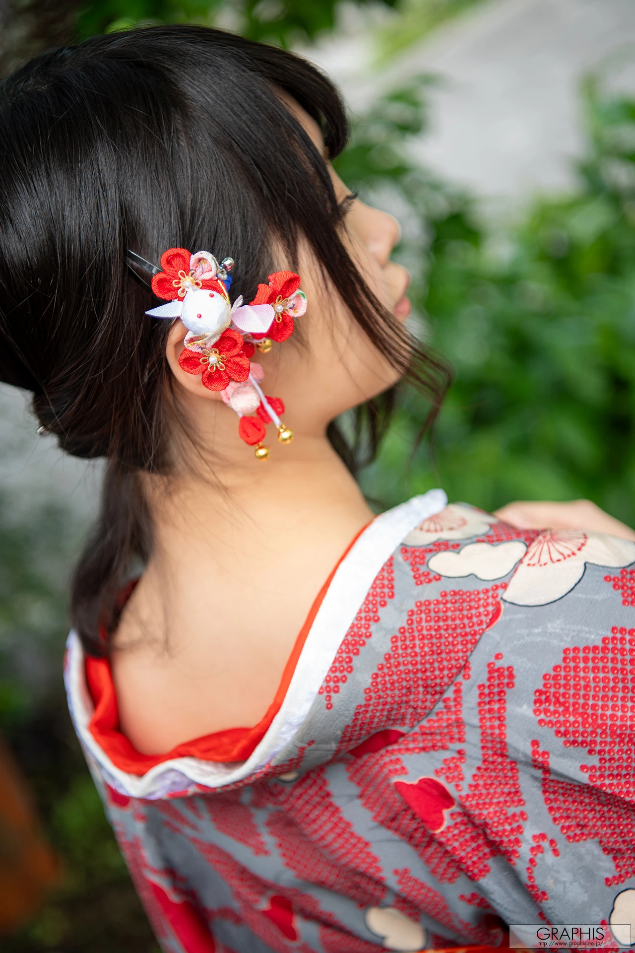 Miharu Usa 羽咲みはる, Suzu Harumiya 春宮すず, Graphis Limited Edition - P14