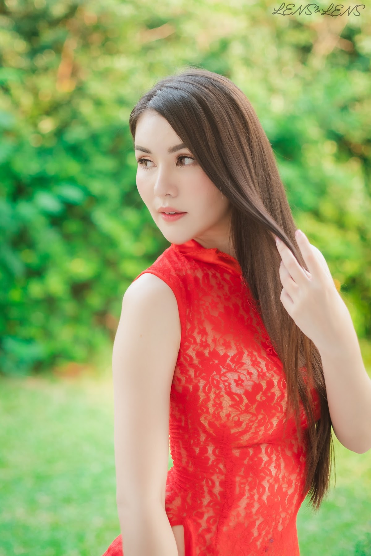 LENS LENS Photography P1 - P125
