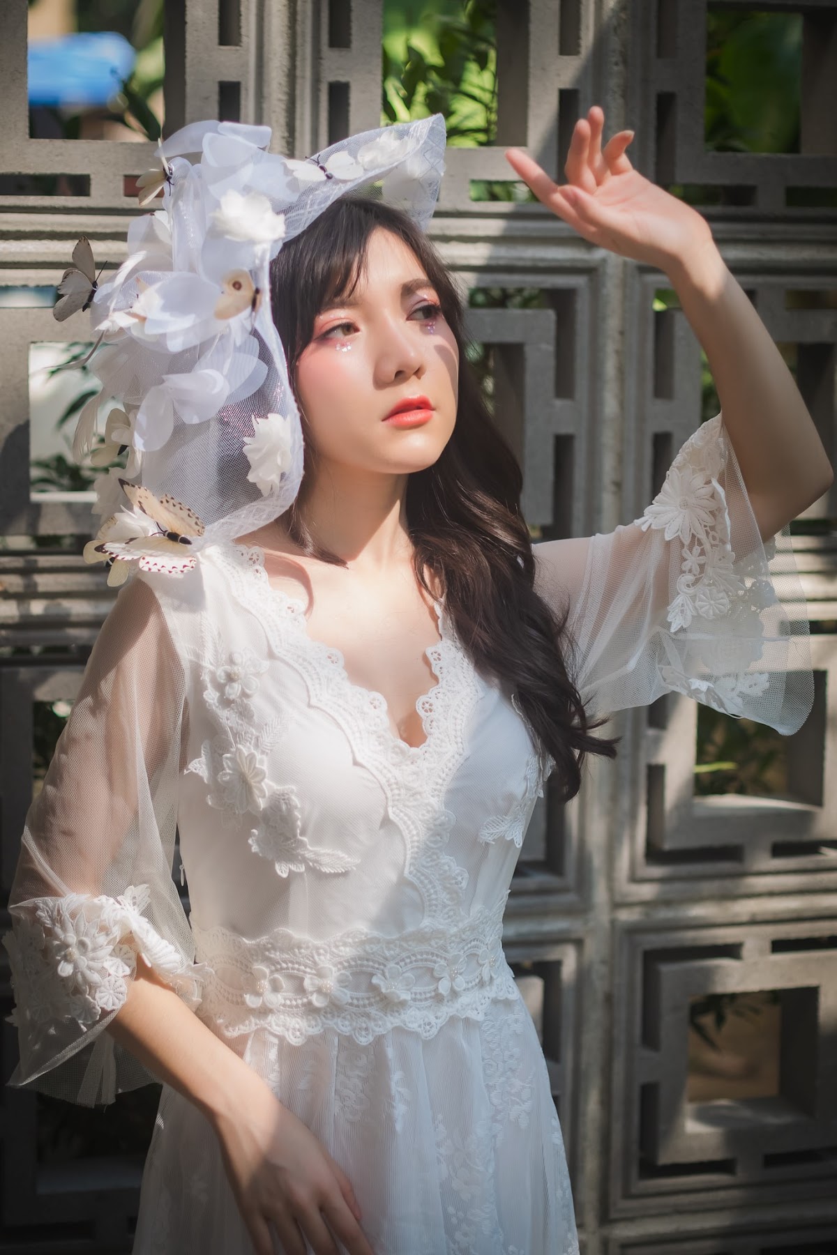 LENS LENS Photography P1 - P176