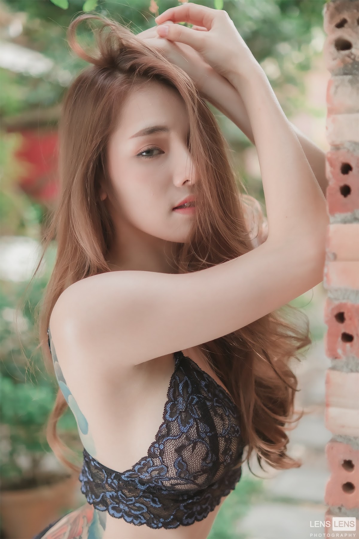 LENS LENS Photography P3 - P27
