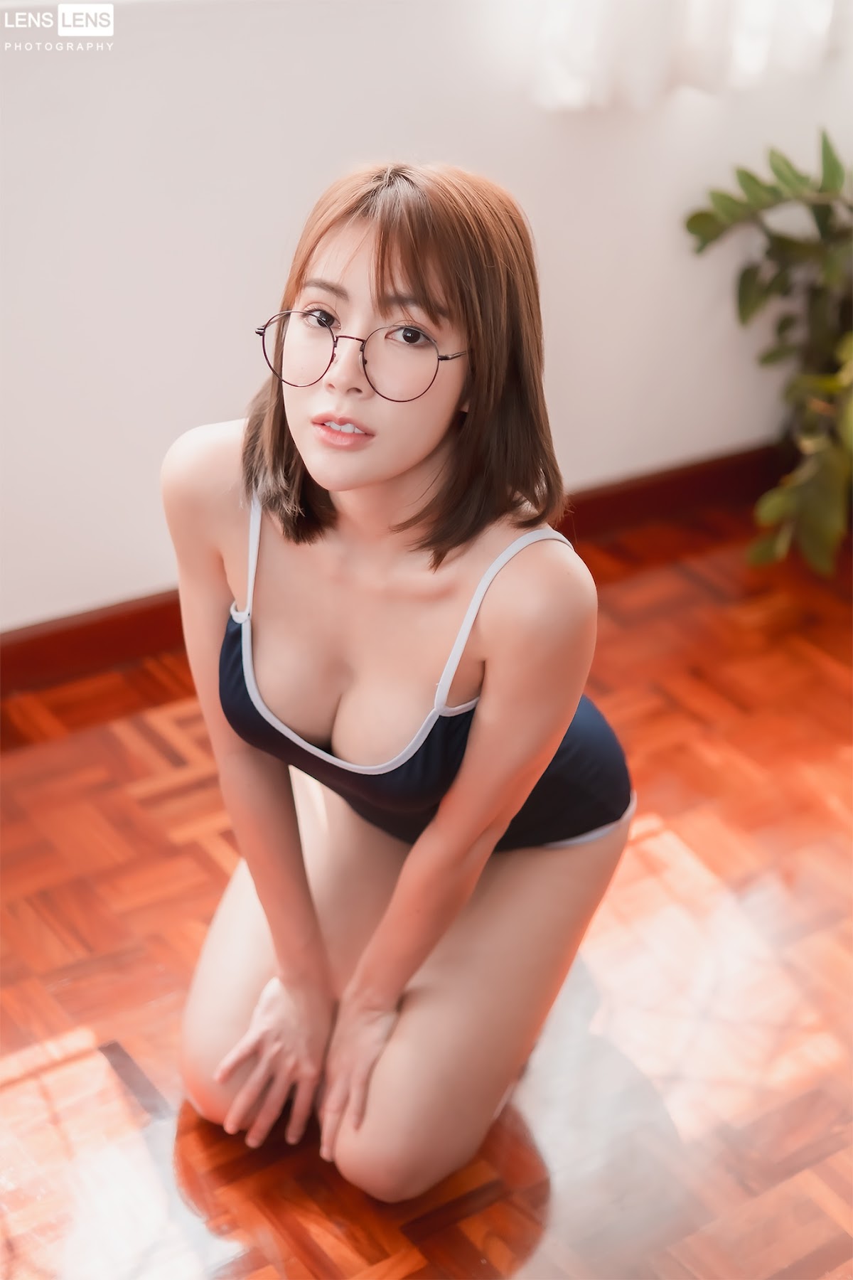 LENS LENS Photography P3 - P67