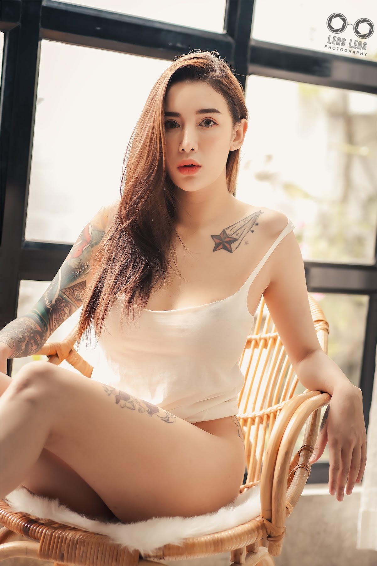LENS LENS Photography P3 - P68