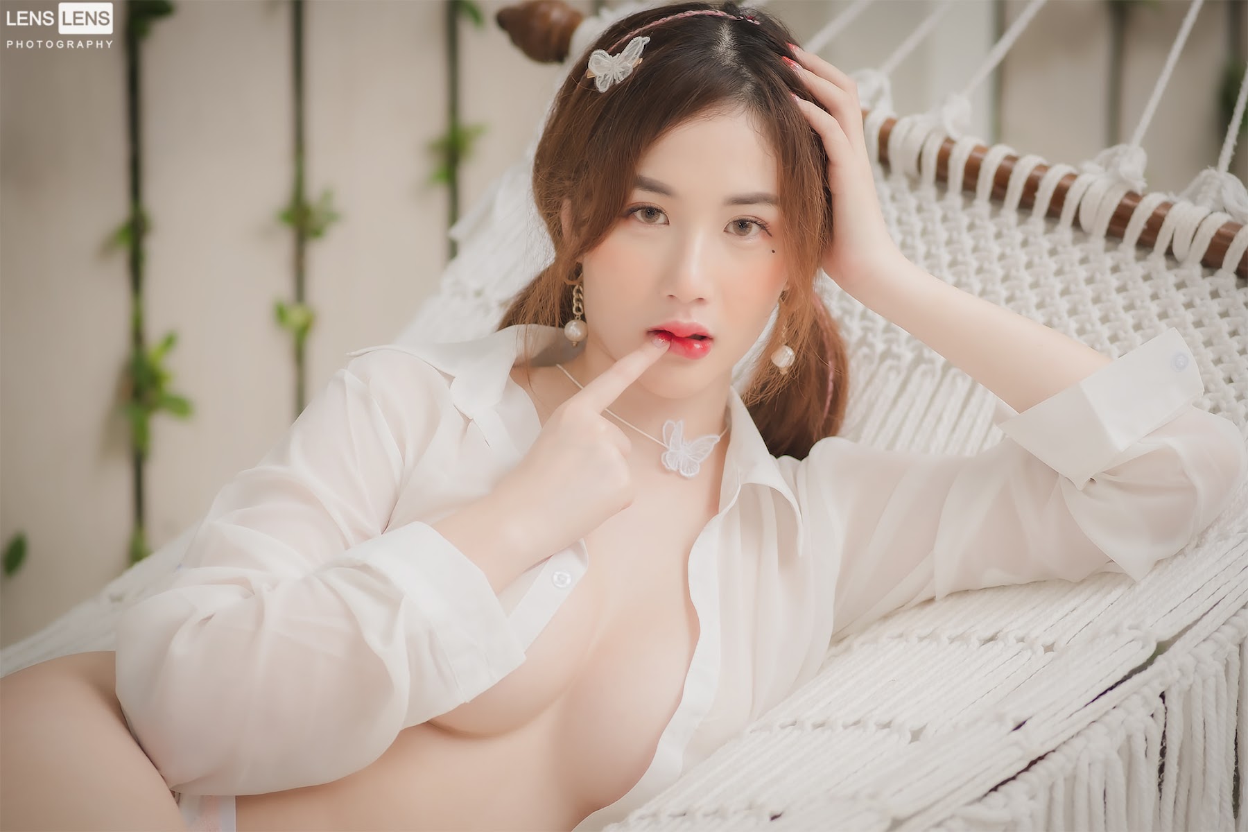 LENS LENS Photography P3 - P95