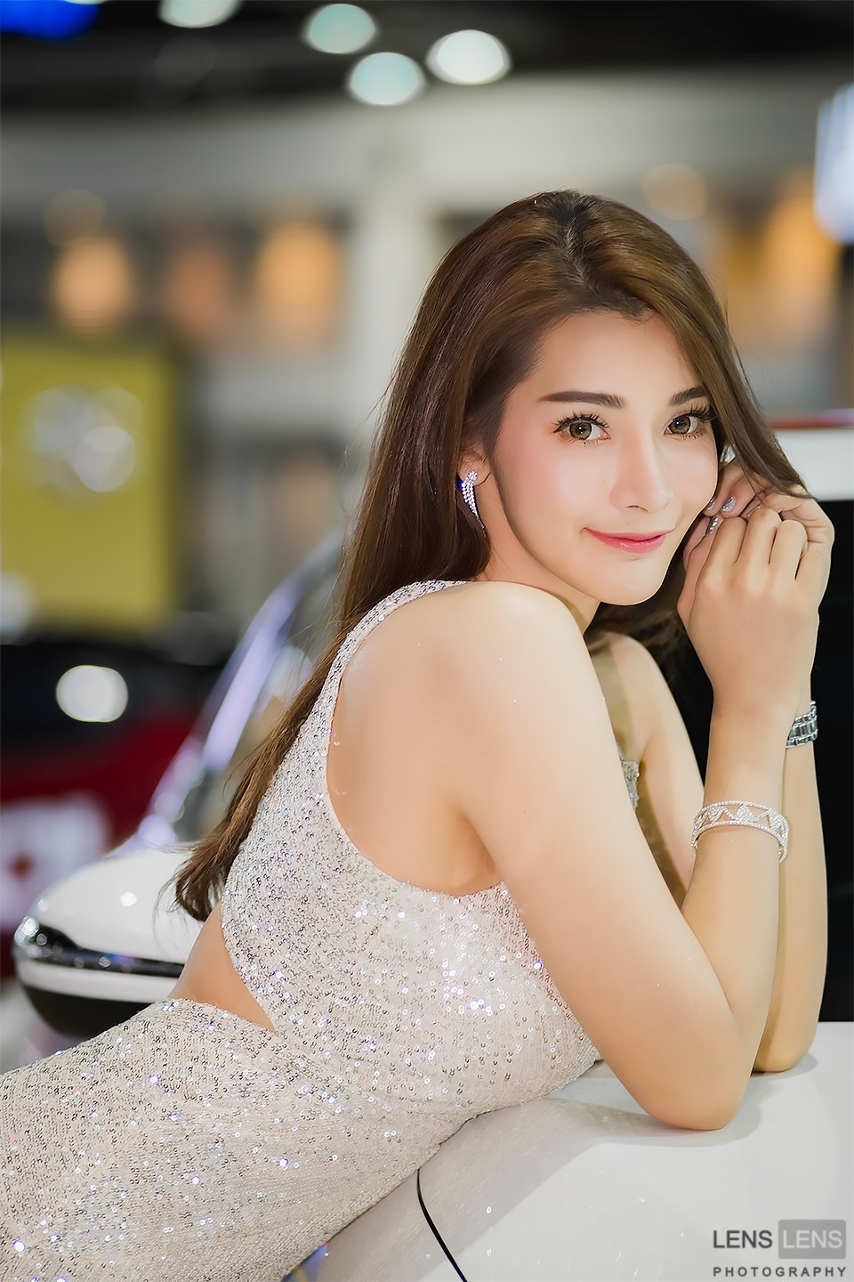 LENS LENS Photography P2 - P16