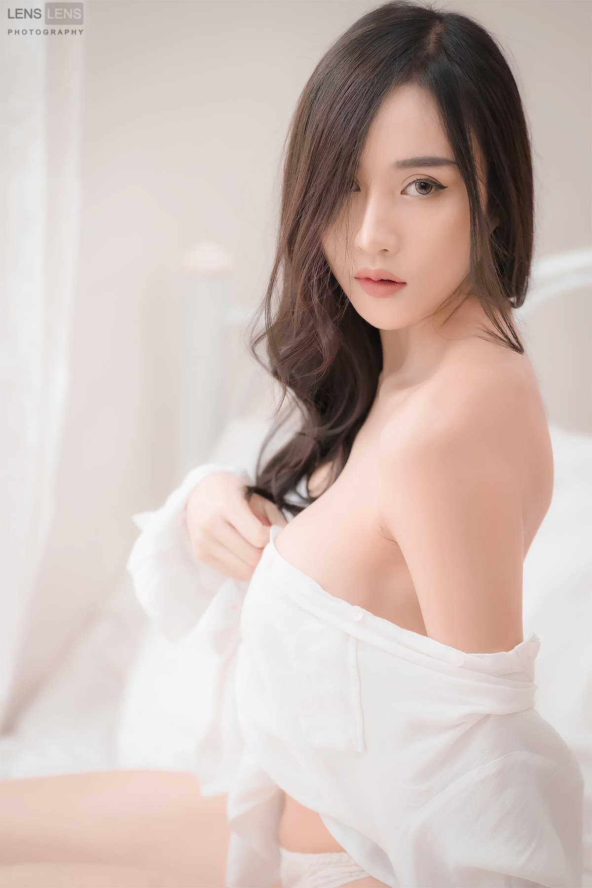 LENS LENS Photography P2 - P58