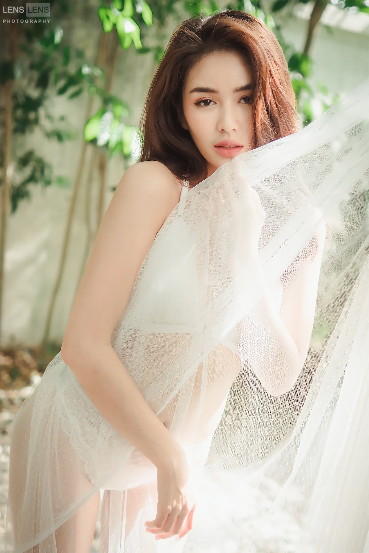 LENS LENS Photography P2 - P62