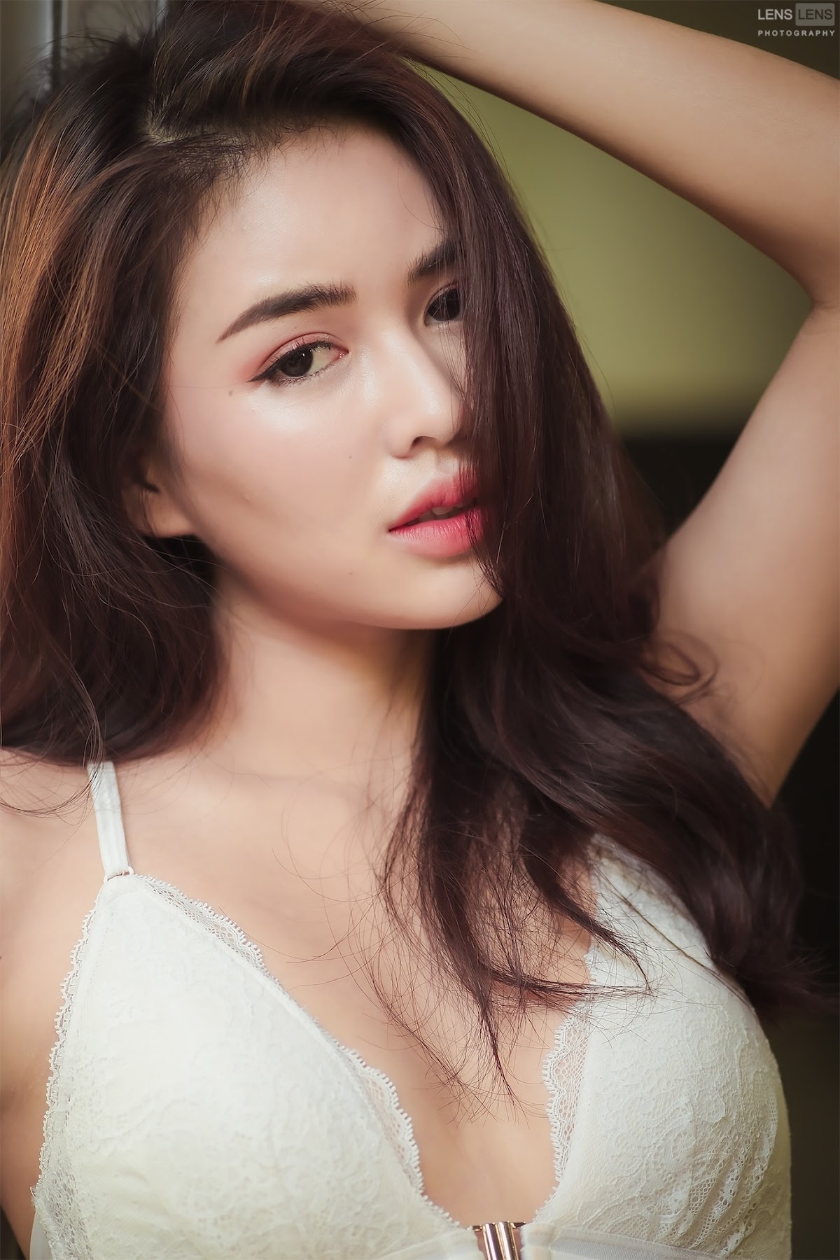 LENS LENS Photography P2 - P66