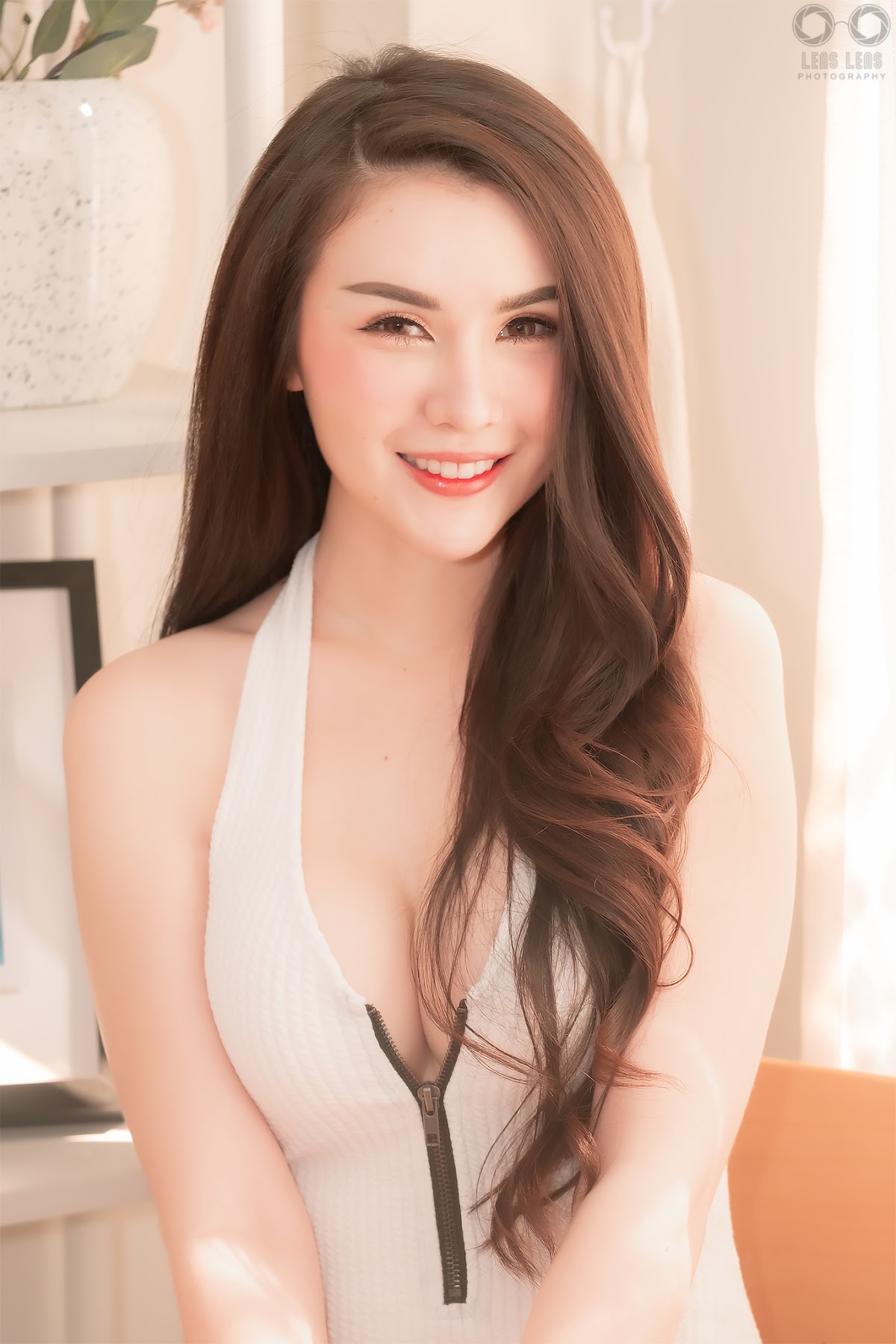 LENS LENS Photography P6 - P160