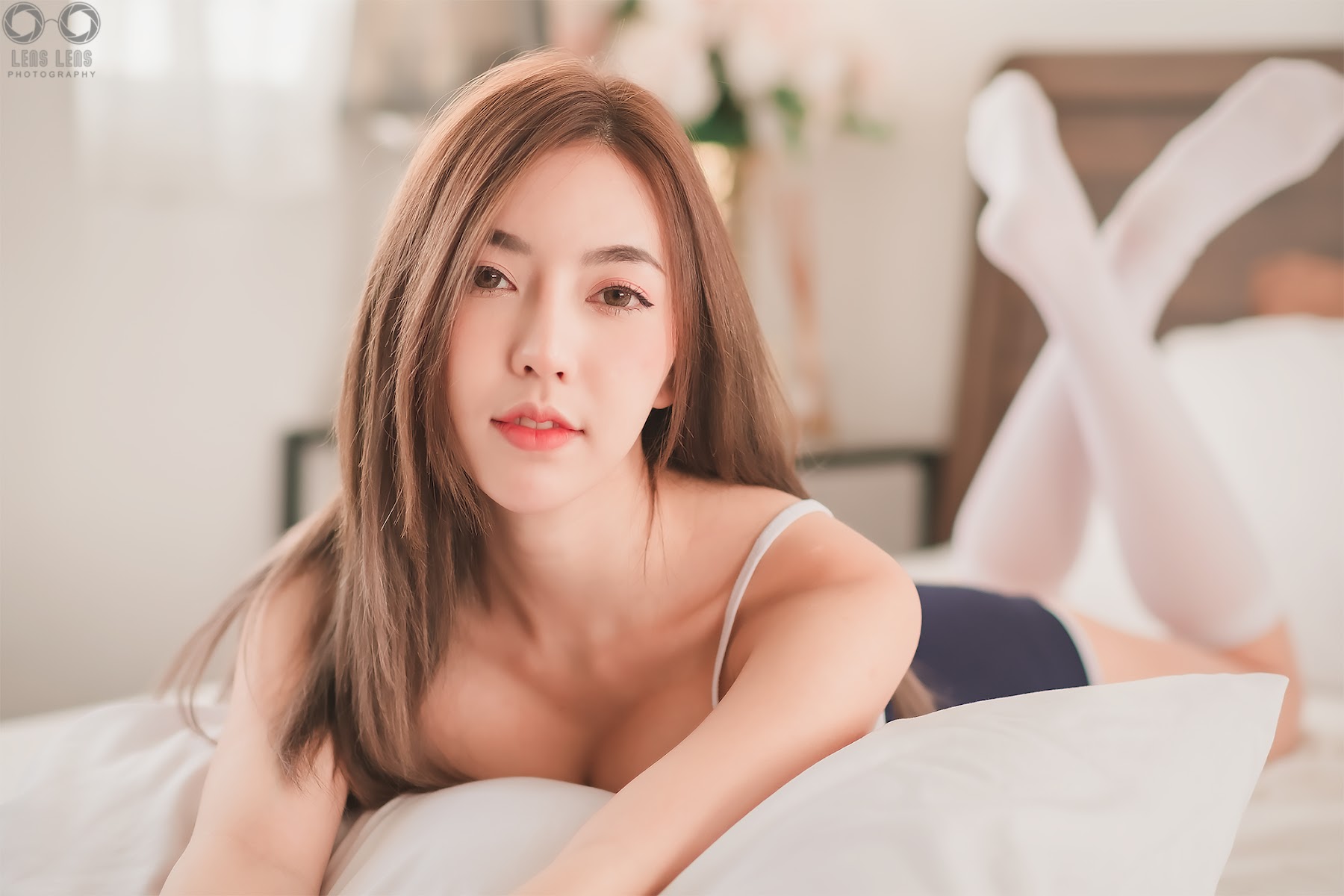 LENS LENS Photography P6 - P166