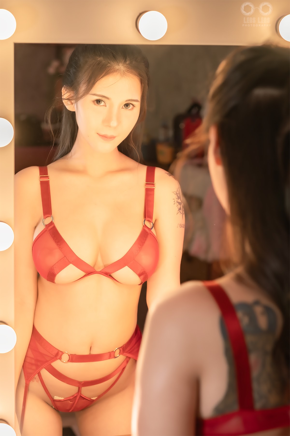 LENS LENS Photography P6 - P16