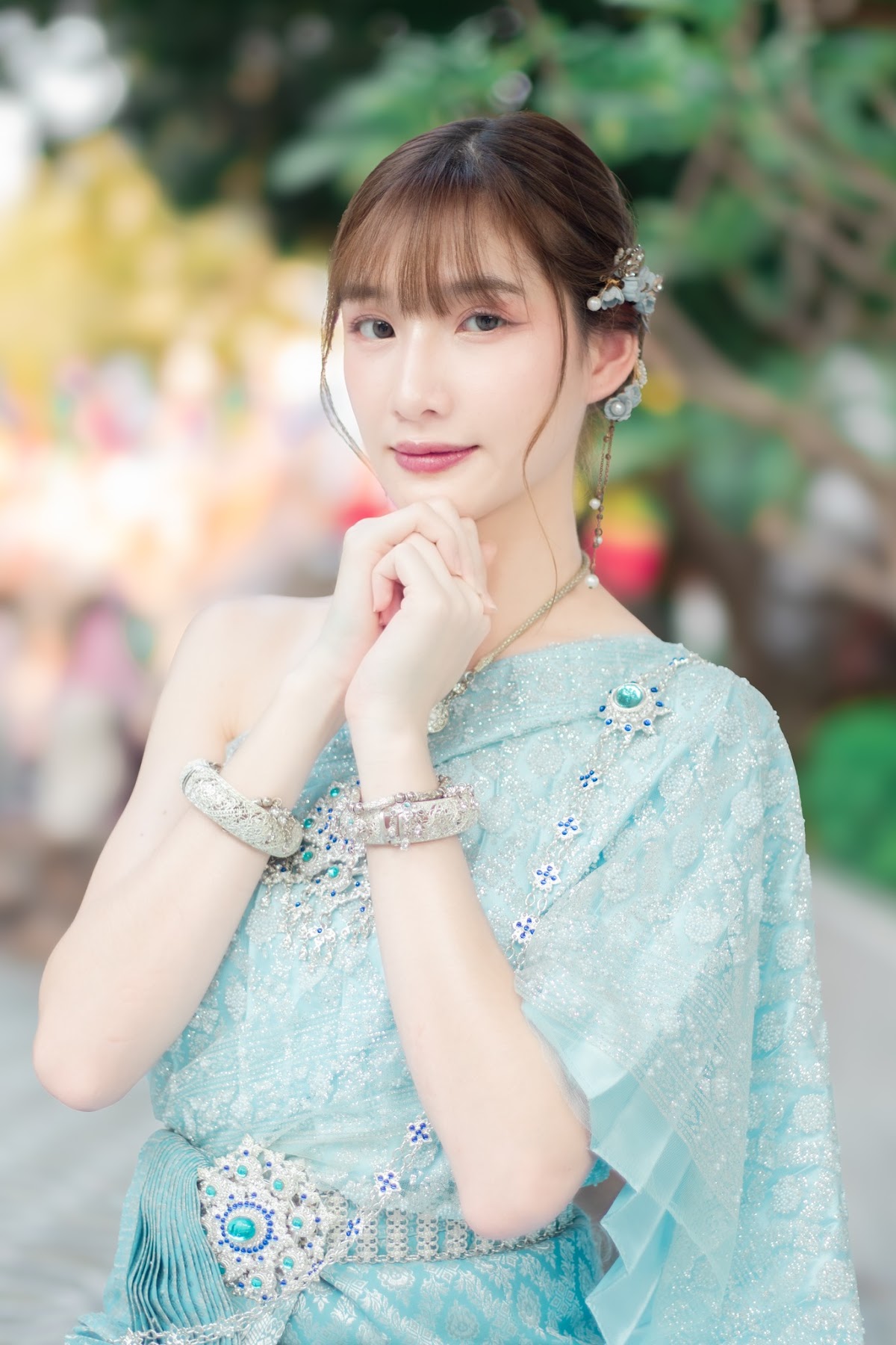 SiS Magazine P1 - P129
