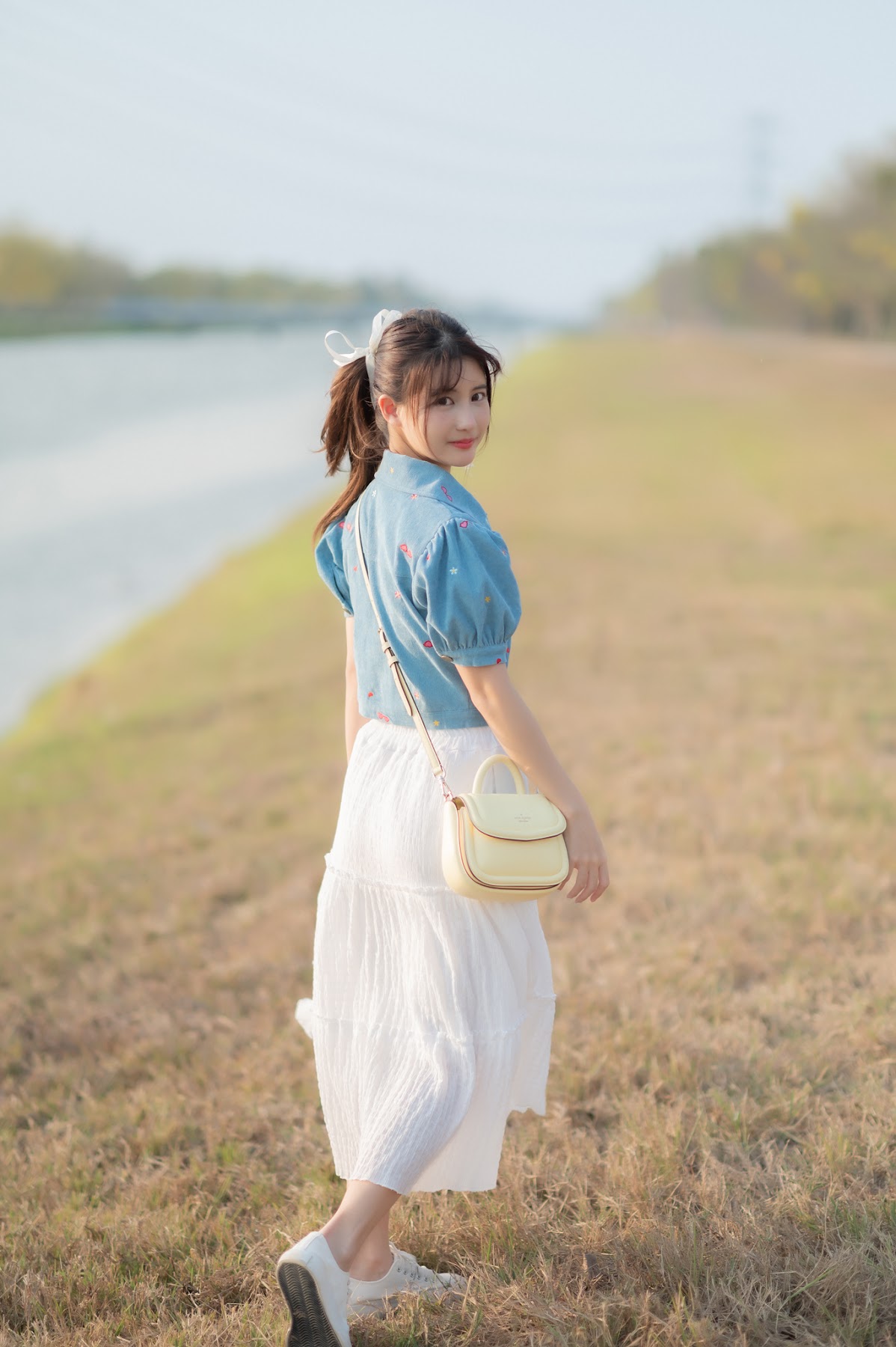 SiS Magazine P1 - P92