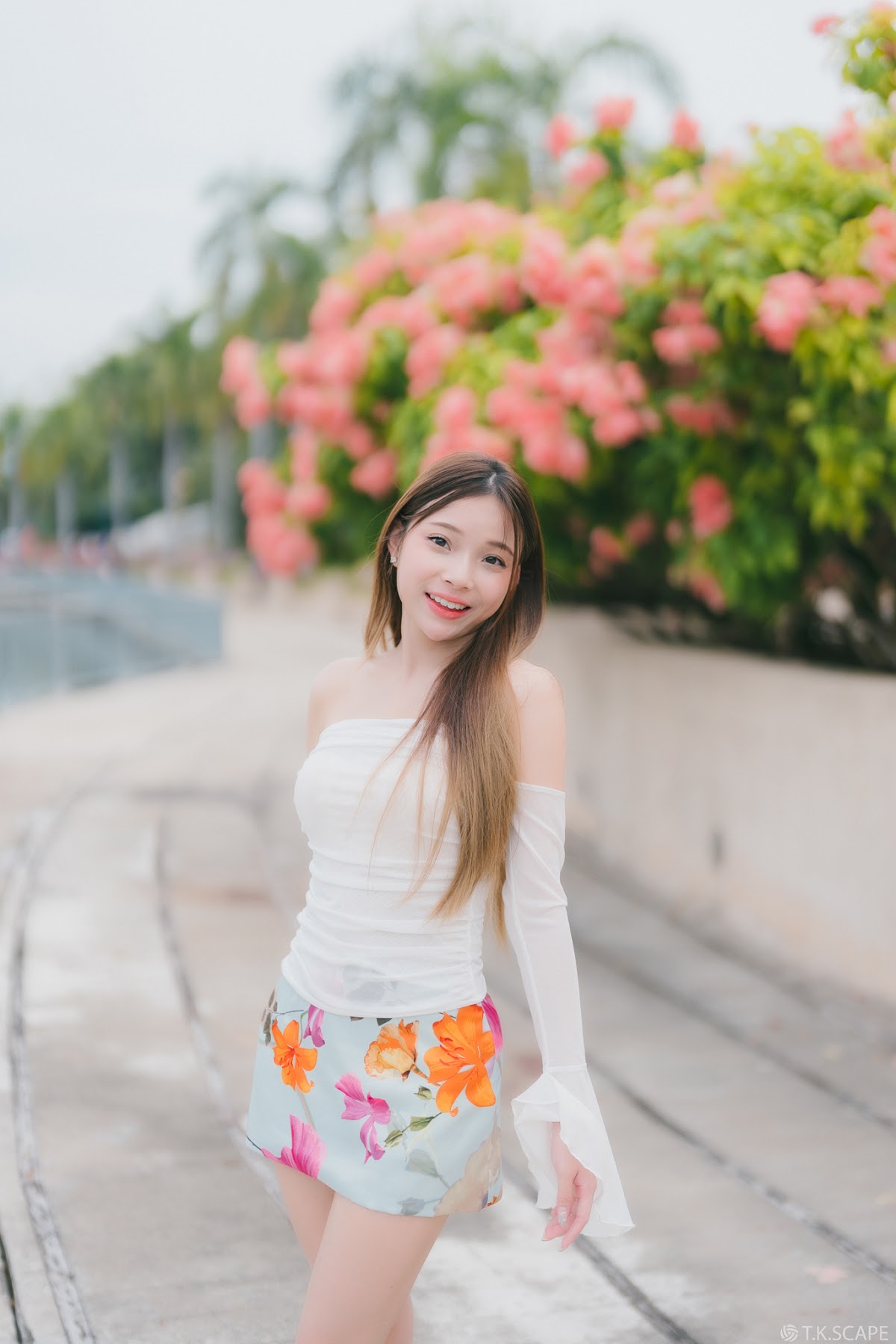SiS Magazine P2 - P82