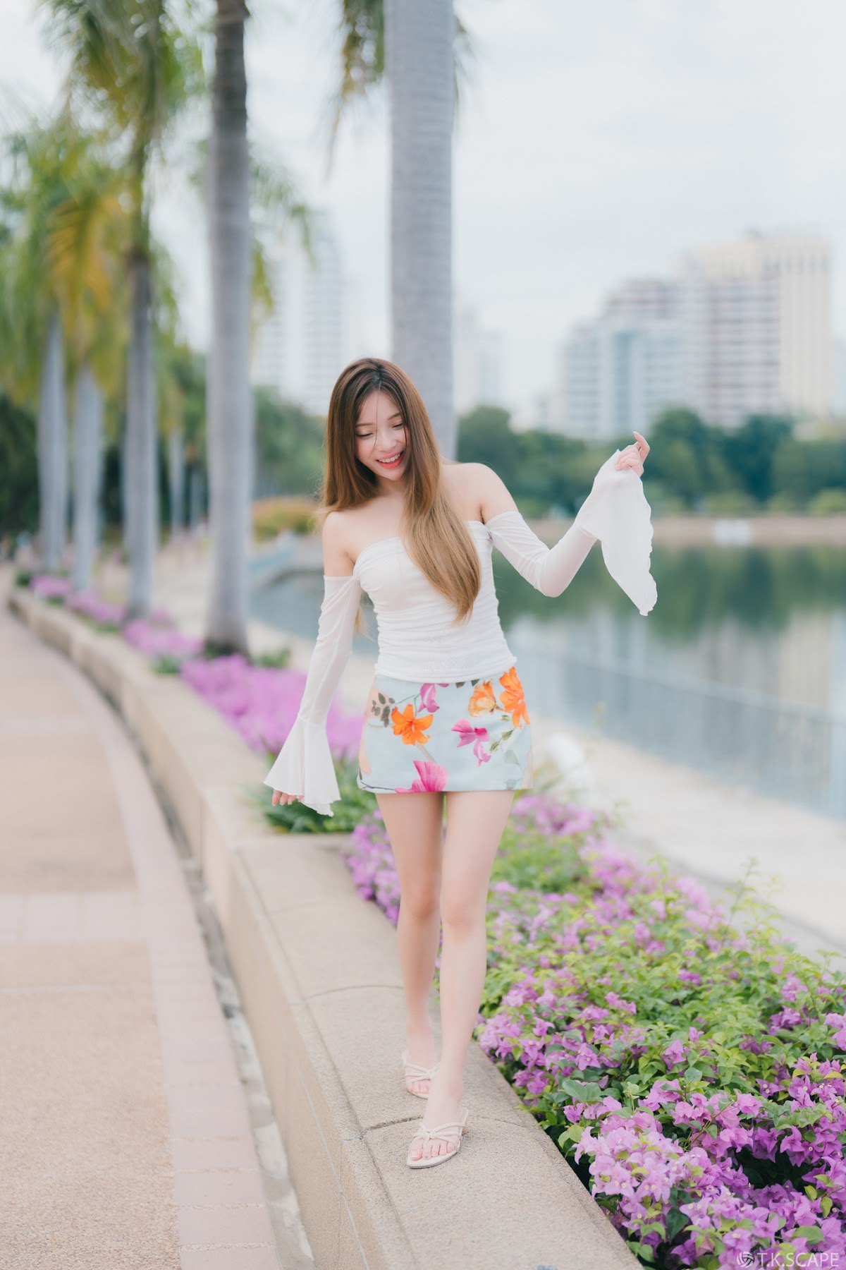 SiS Magazine P2 - P83