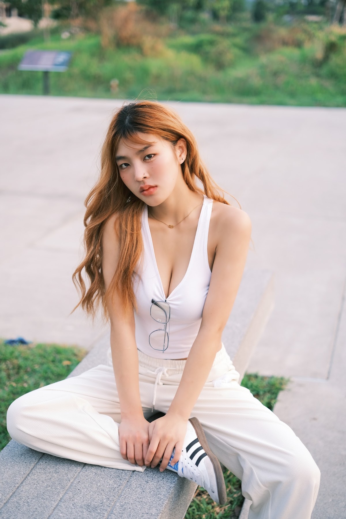 SiS Magazine P4 - P186