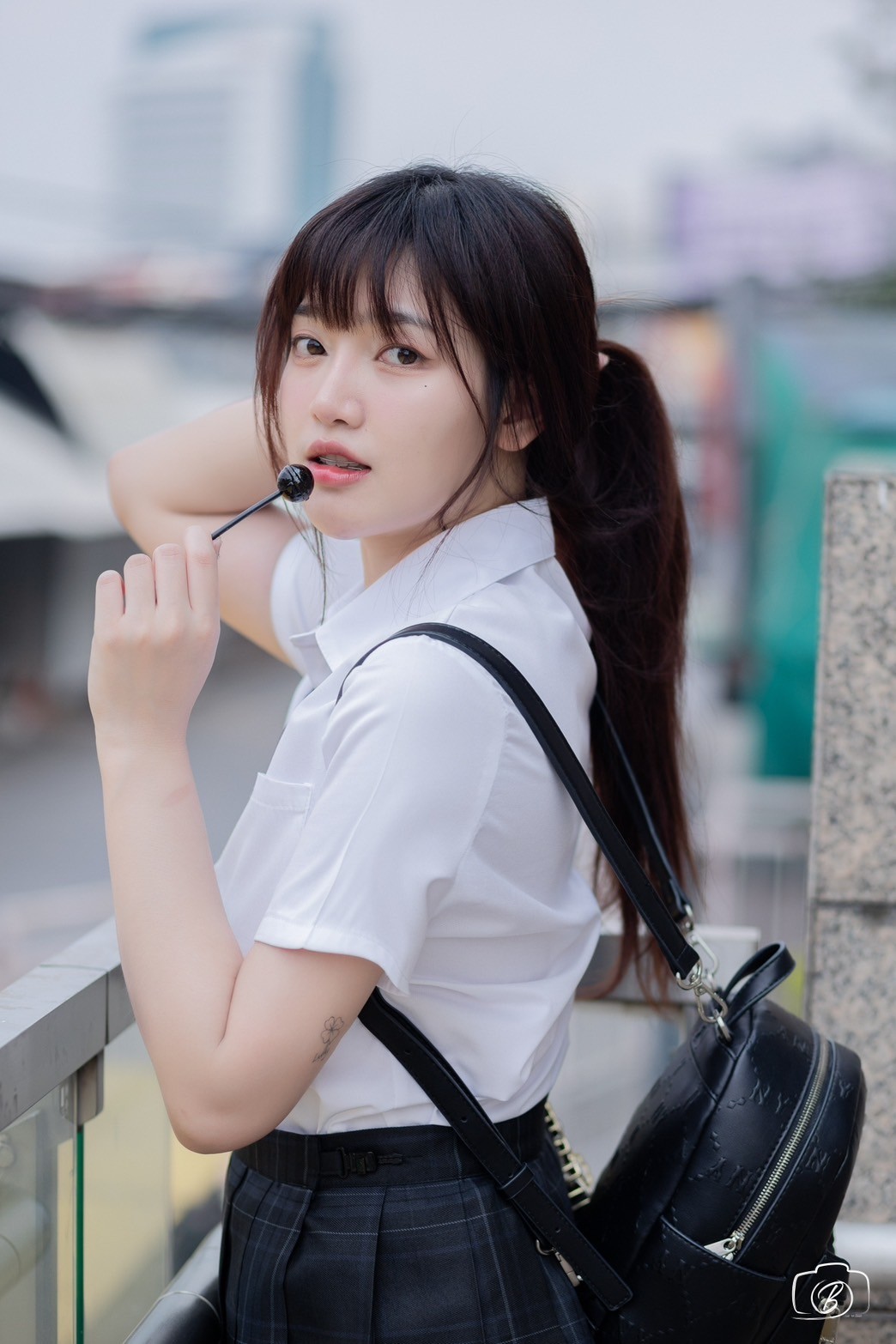 SiS Magazine P4 - P203