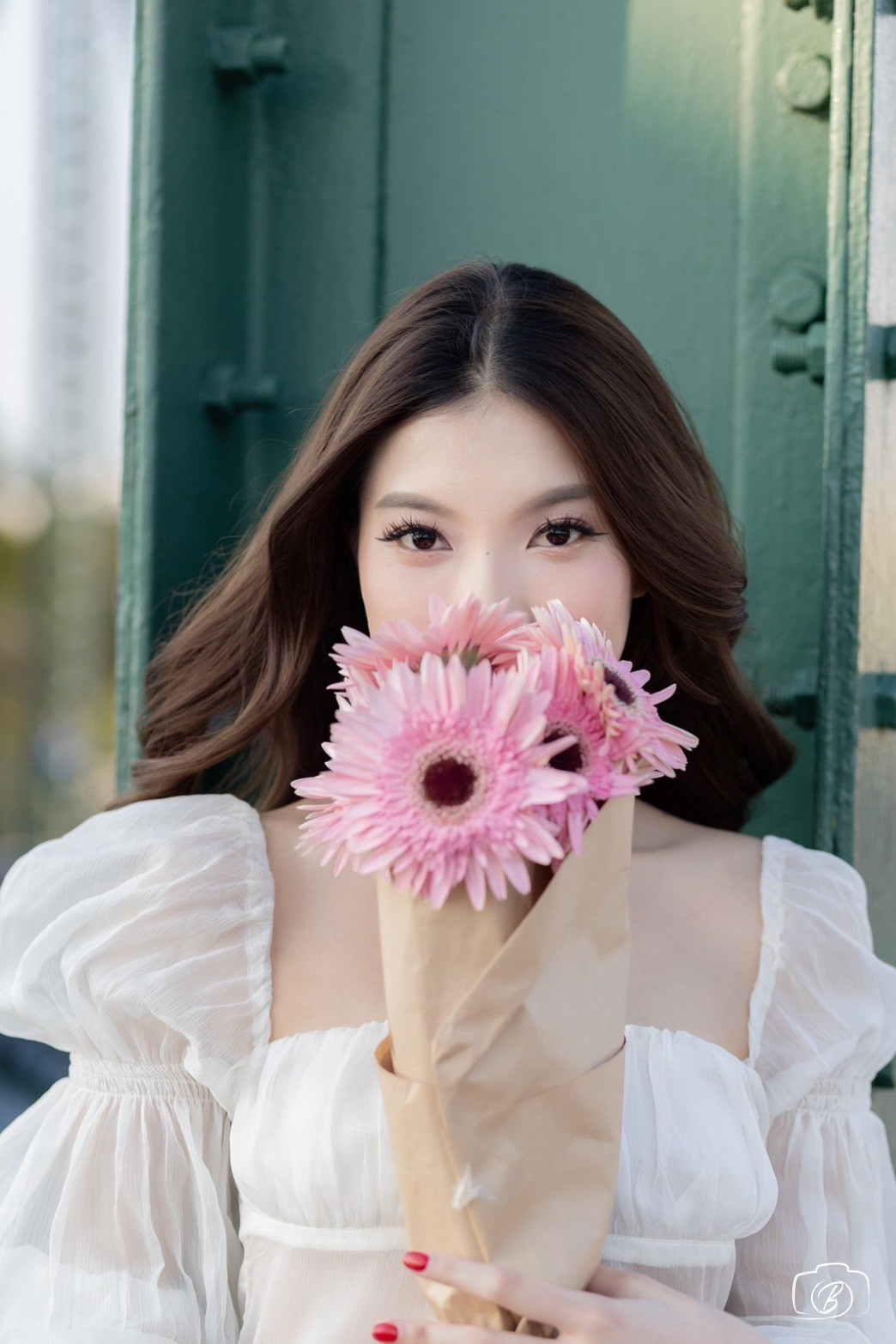SiS Magazine P5 - P105