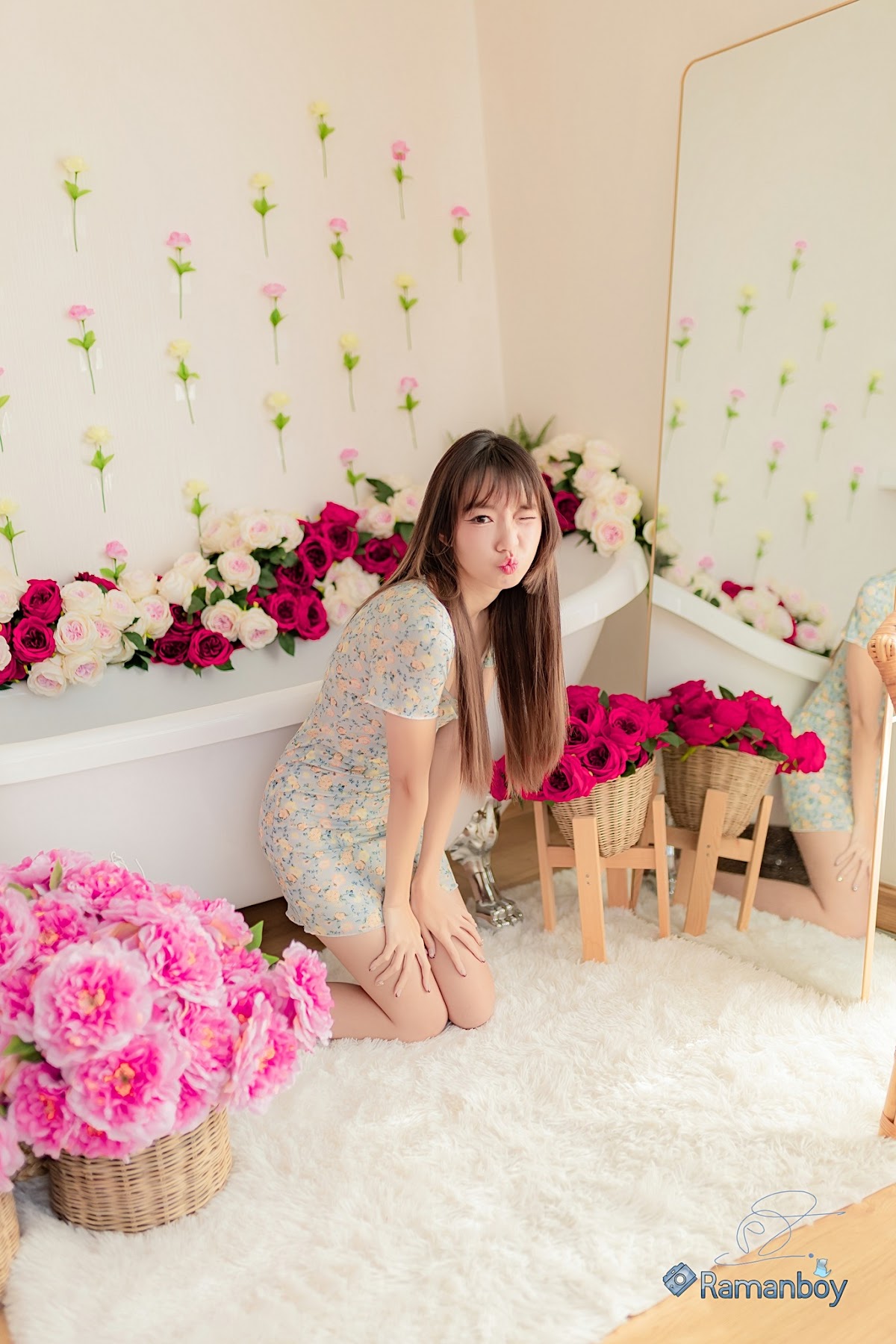 SiS Magazine P5 - P123