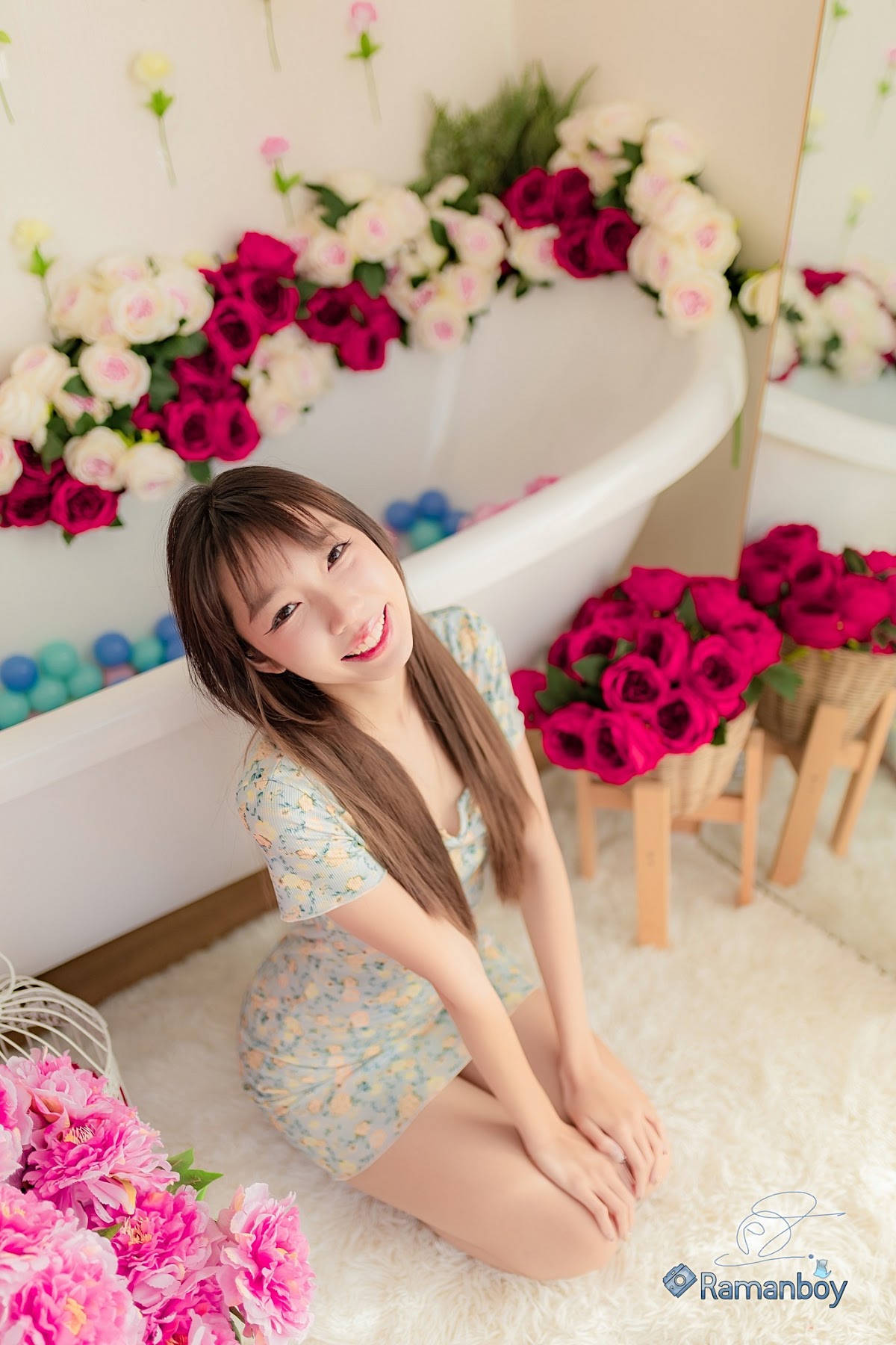 SiS Magazine P5 - P124