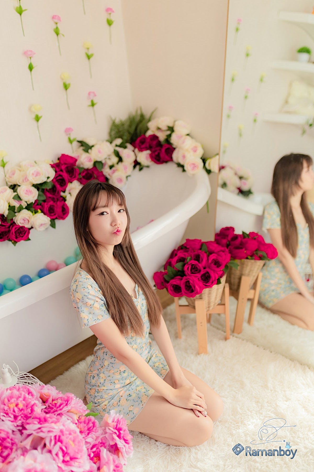 SiS Magazine P5 - P126