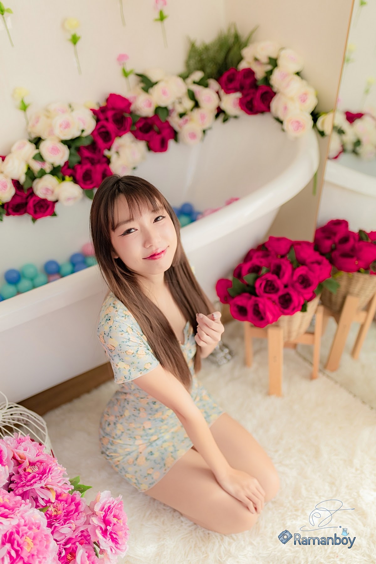 SiS Magazine P5 - P128