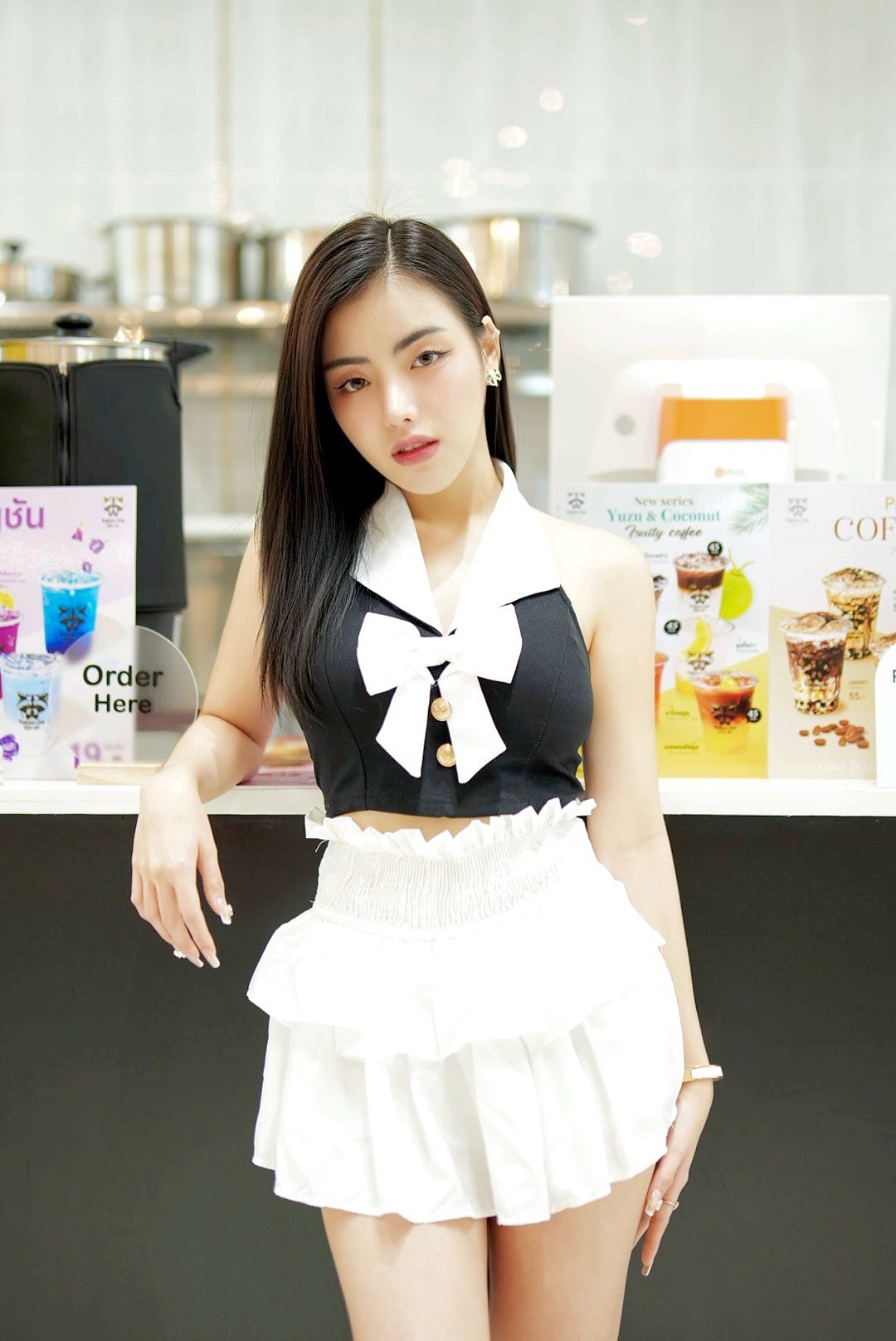 SiS Magazine P5 - P142