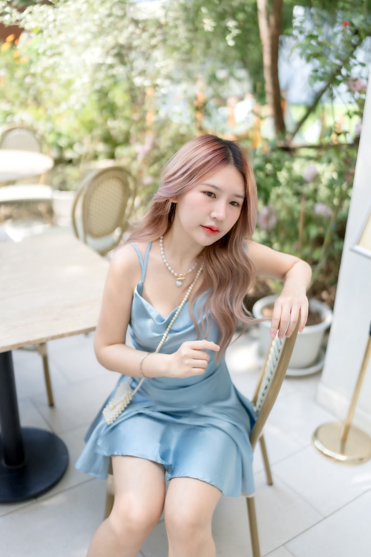 SiS Magazine P6 - P131