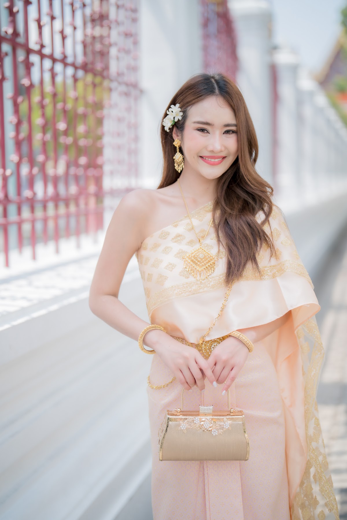 SiS Magazine P6 - P196