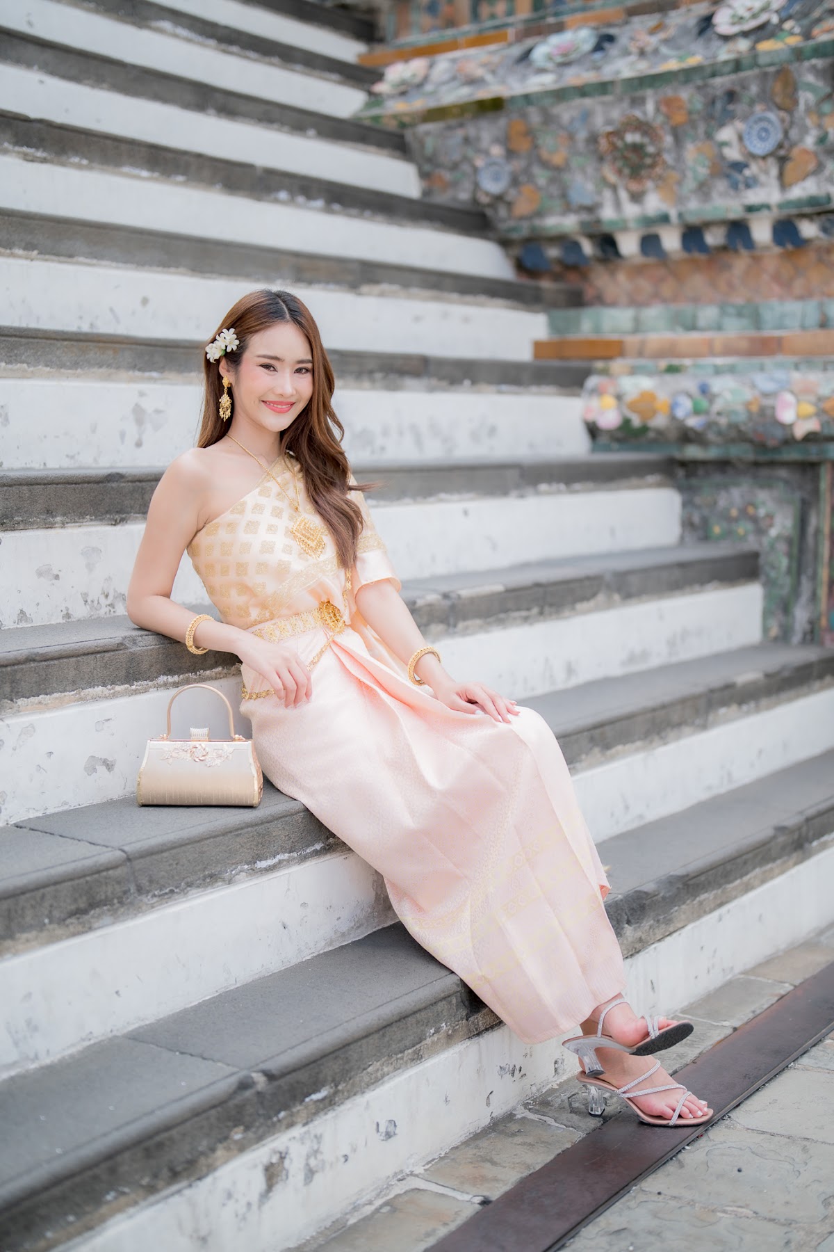 SiS Magazine P6 - P200