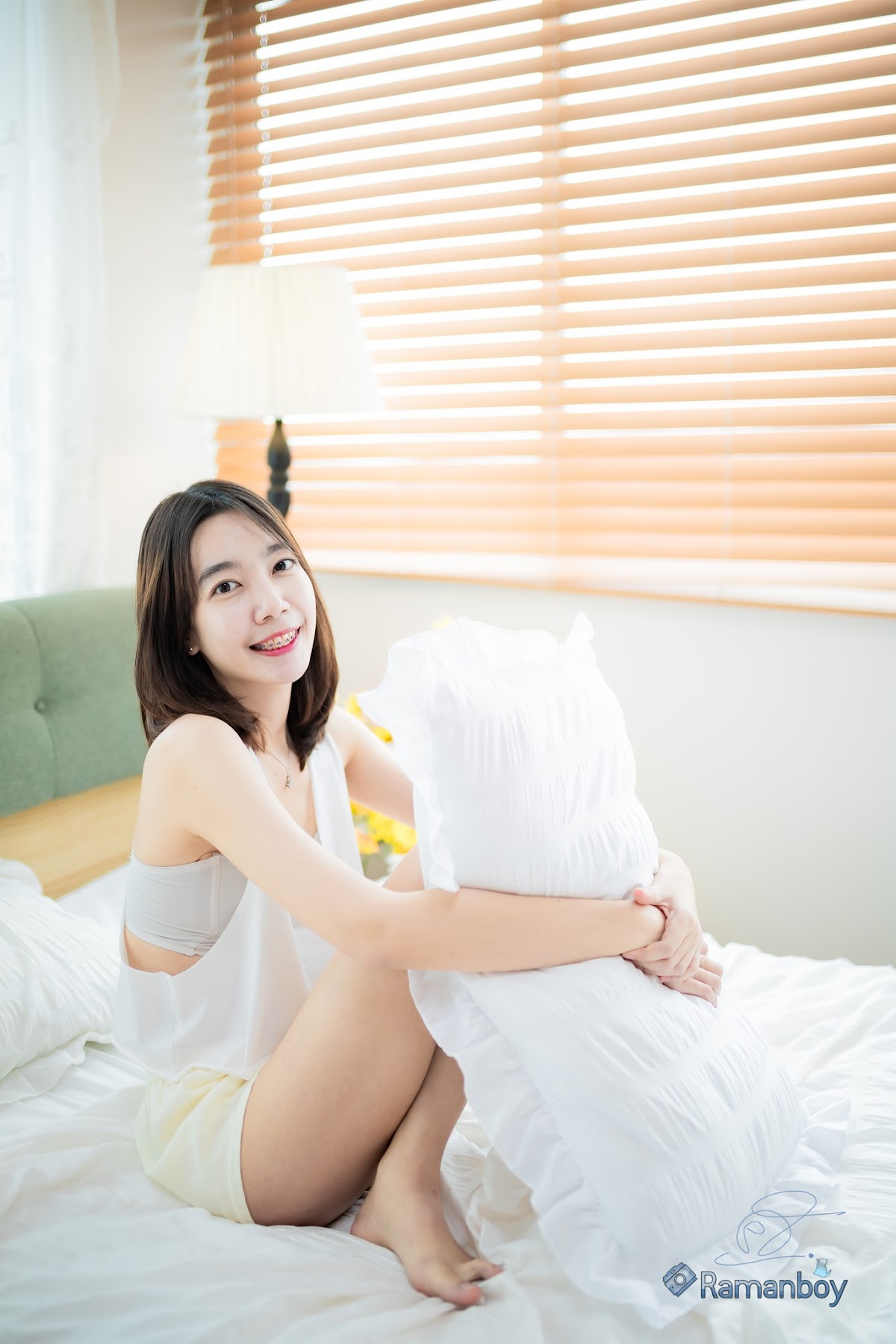 SiS Magazine P6 - P247