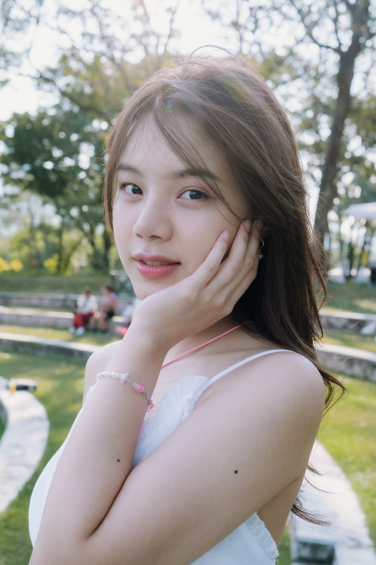 SiS Magazine P6 - P24