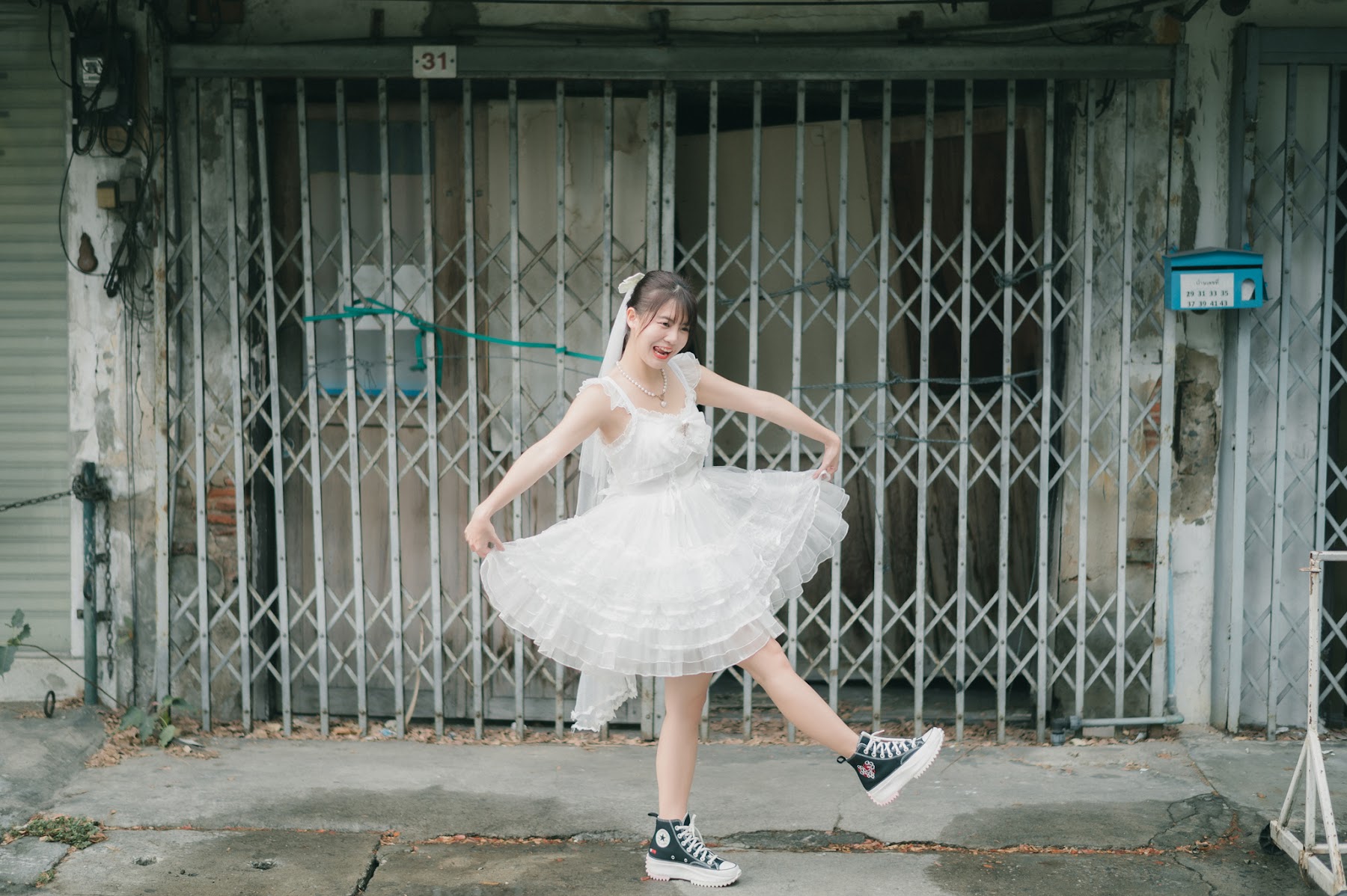 SiS Magazine P6 - P53